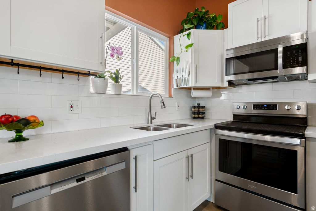 RIVER RIDGE - Residential