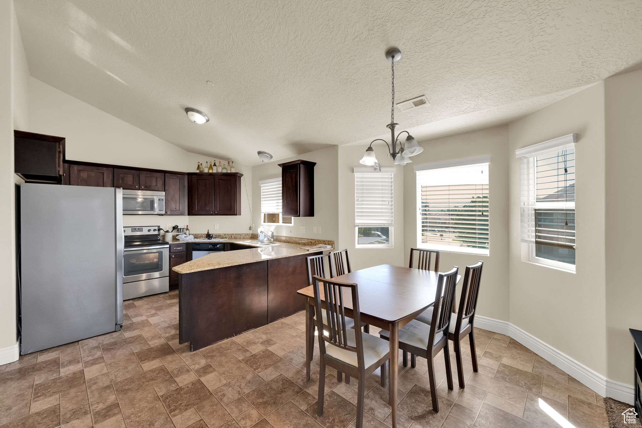 EAST TOWN VILLAGE PH 28 - Residential