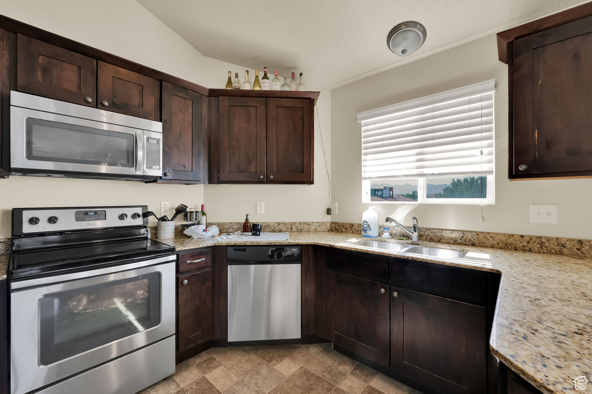 EAST TOWN VILLAGE PH 28 - Residential