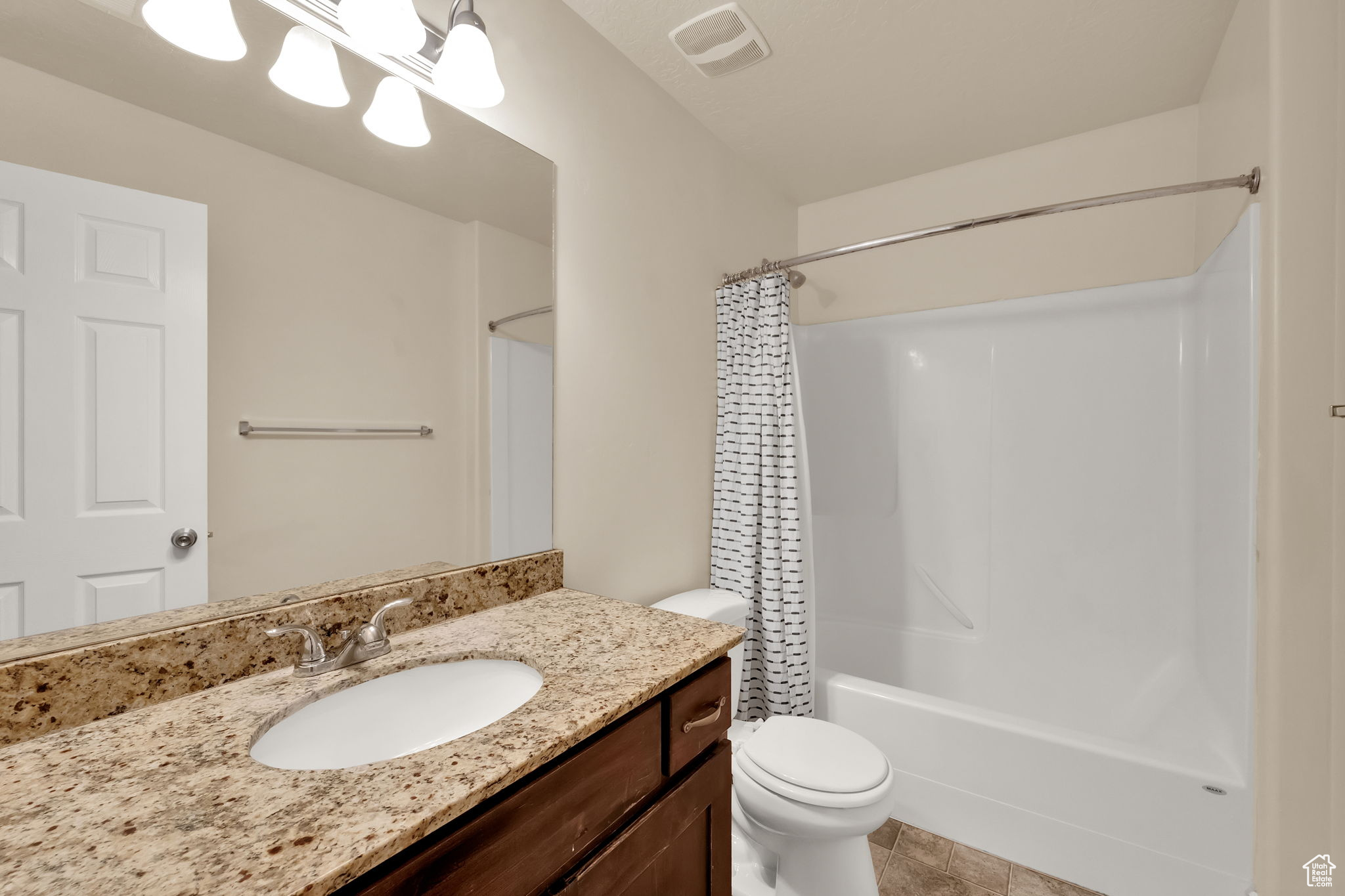 EAST TOWN VILLAGE PH 28 - Residential