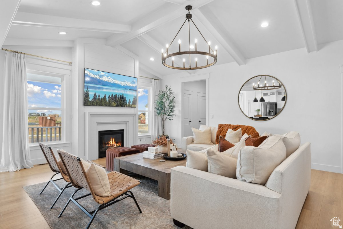 DAYBREAK - Residential