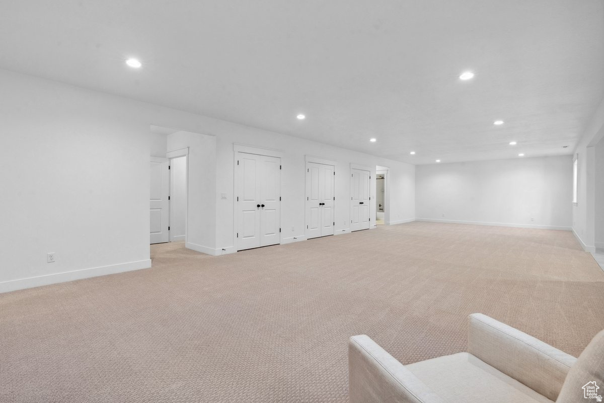 DAYBREAK - Residential