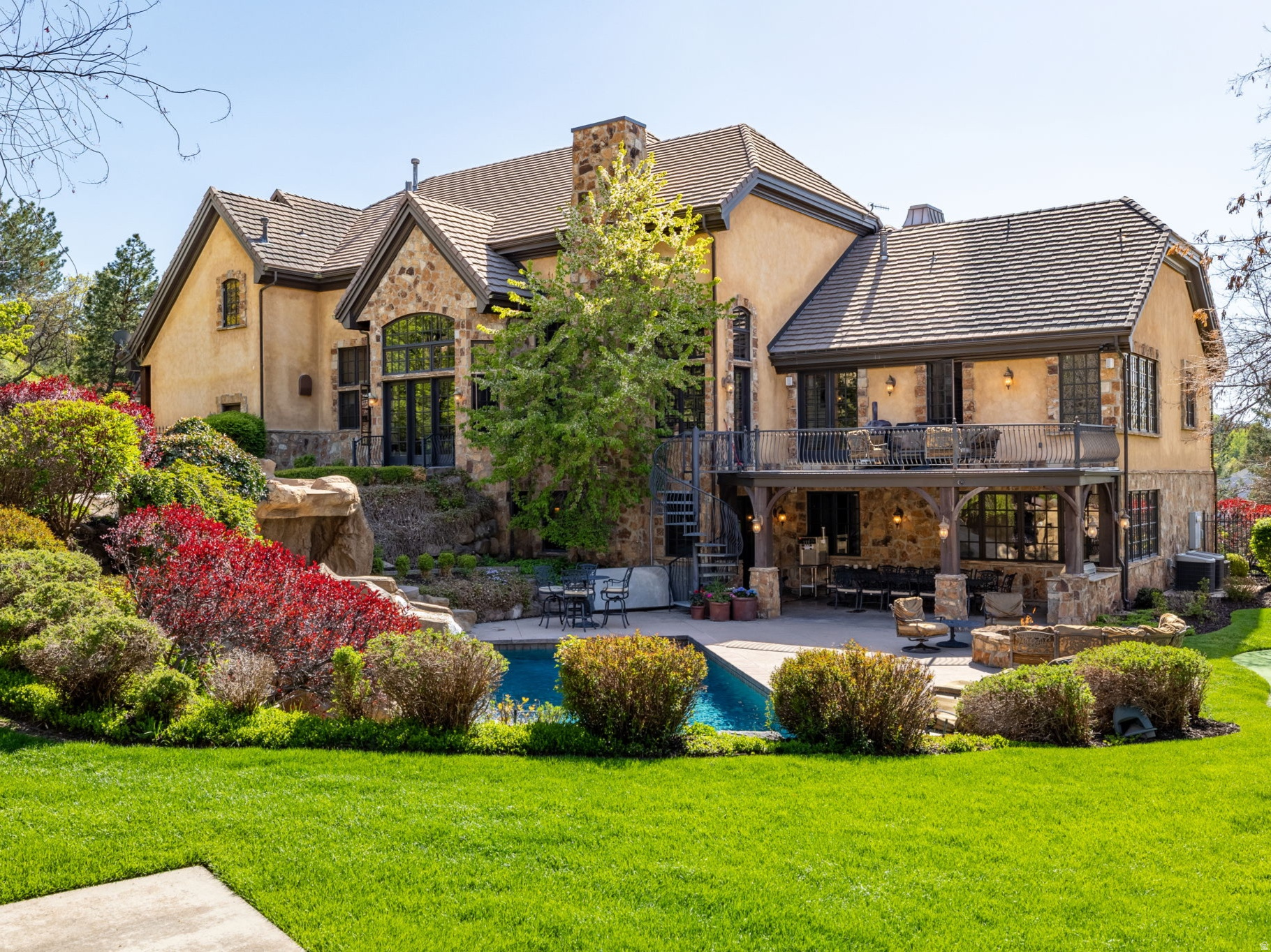 PEPPERWOOD - Residential