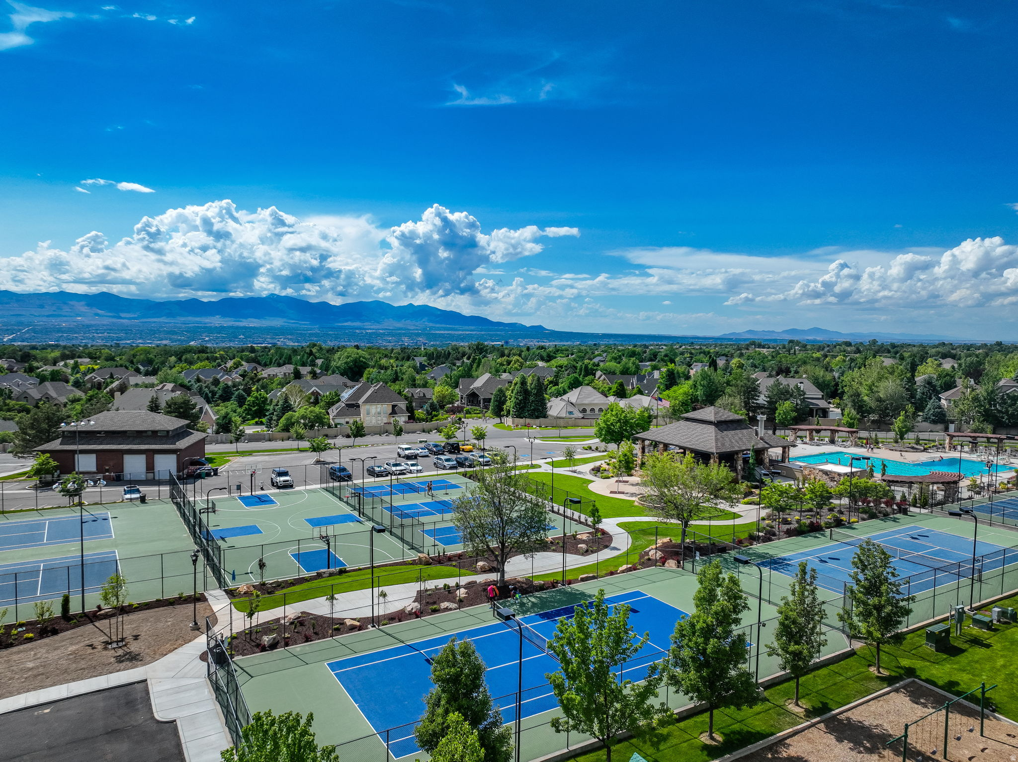 PEPPERWOOD - Residential