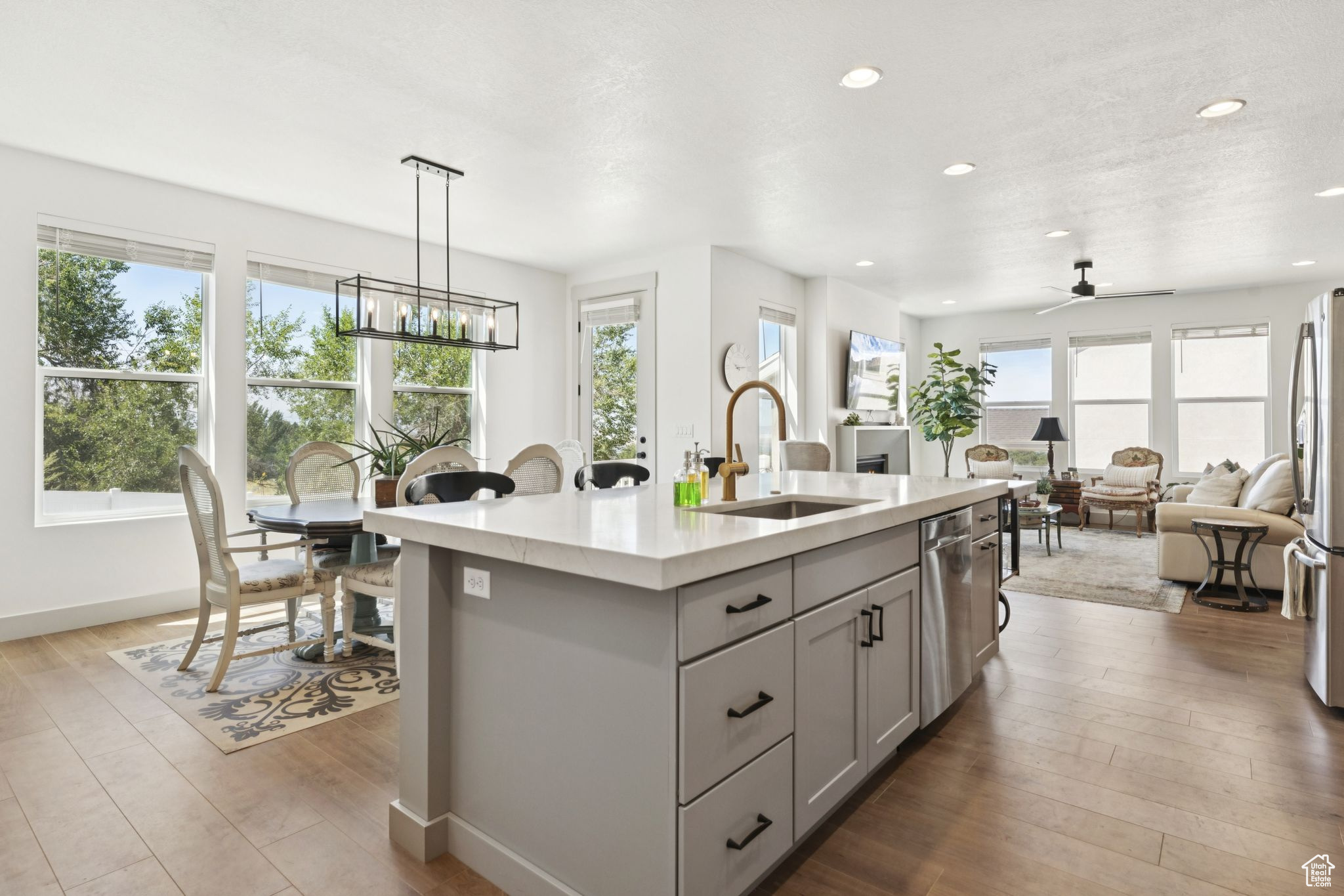 ORCHARD RIDGE EST 202 - Residential