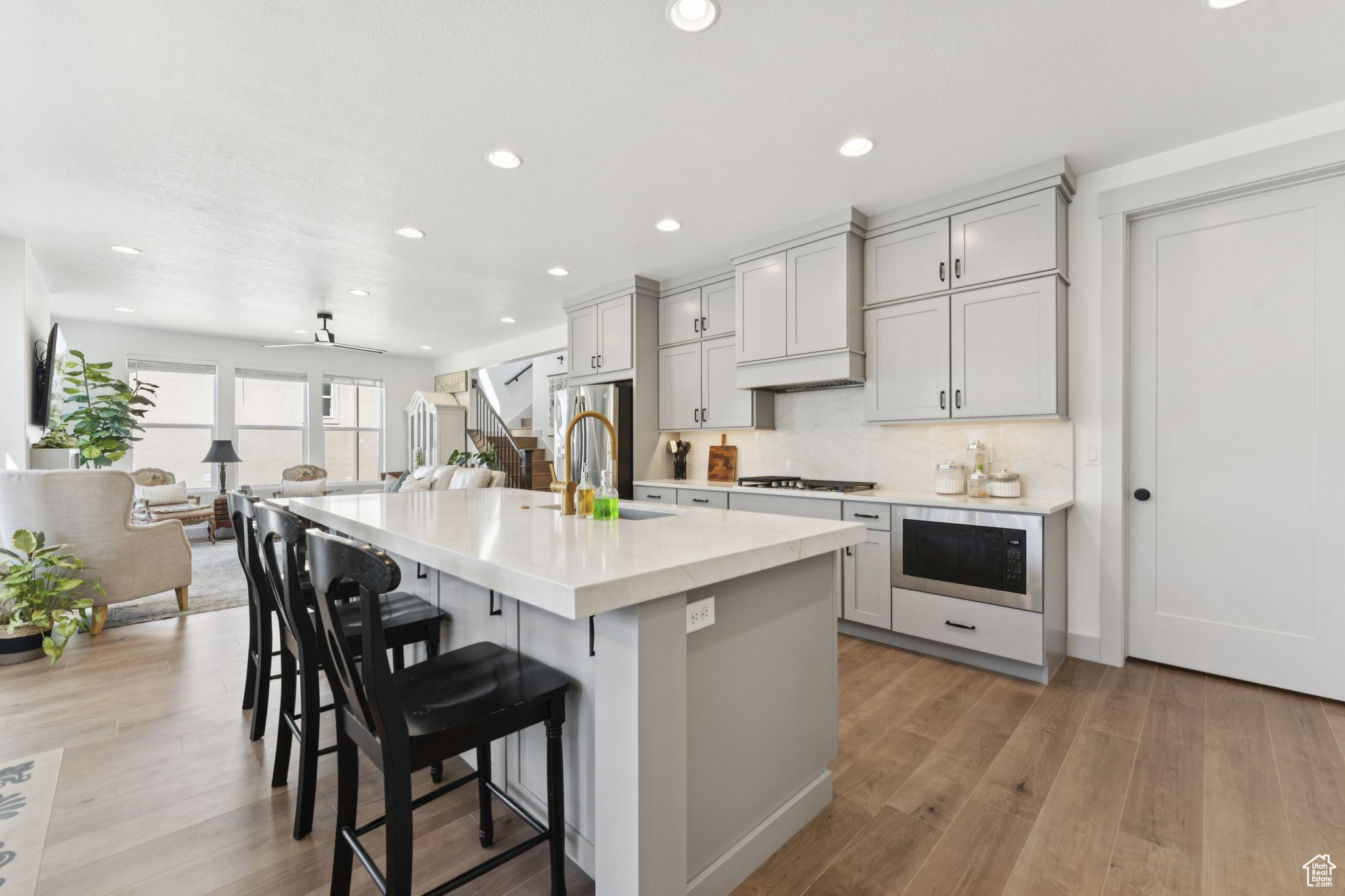 ORCHARD RIDGE EST 202 - Residential