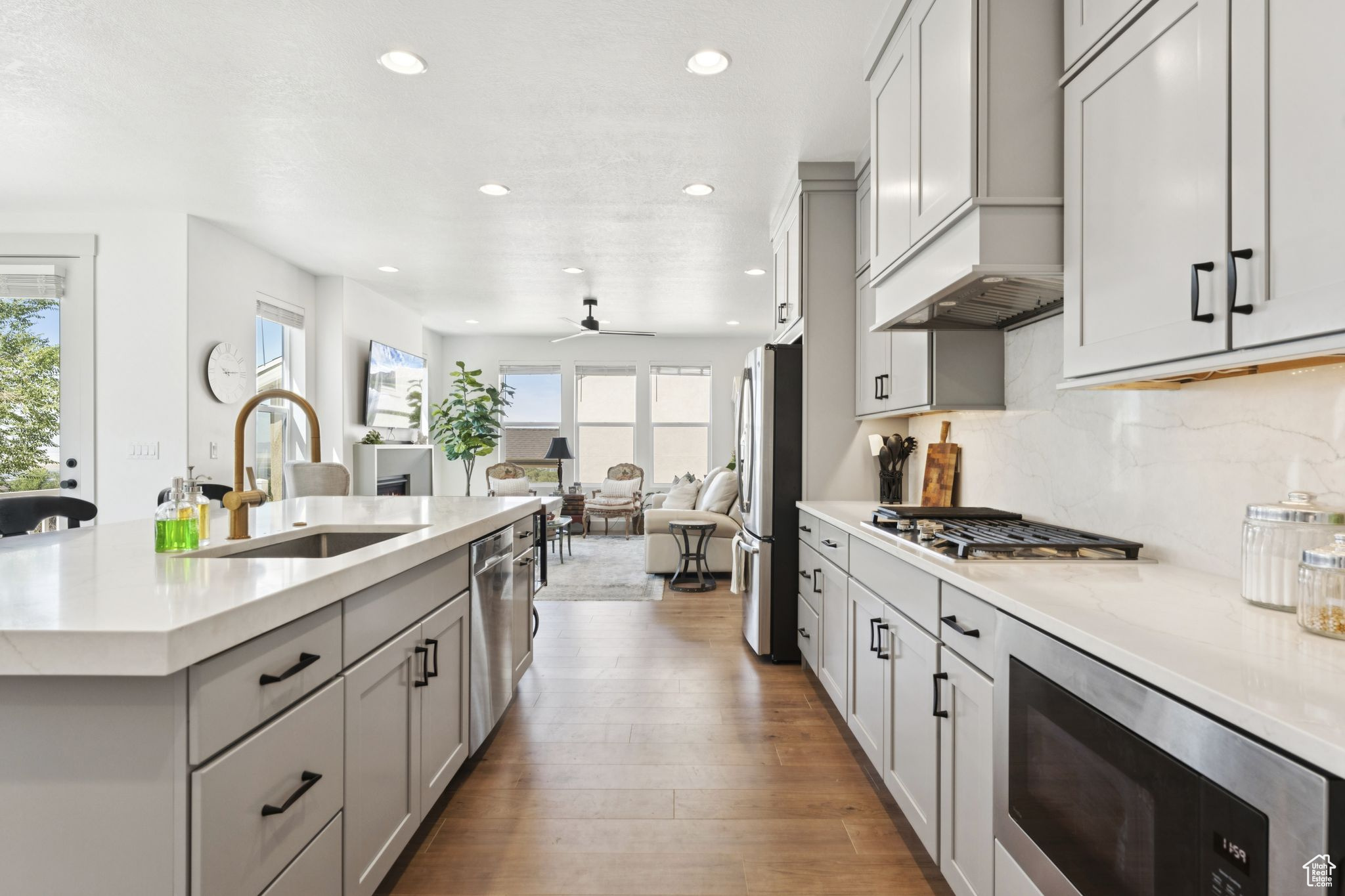 ORCHARD RIDGE EST 202 - Residential