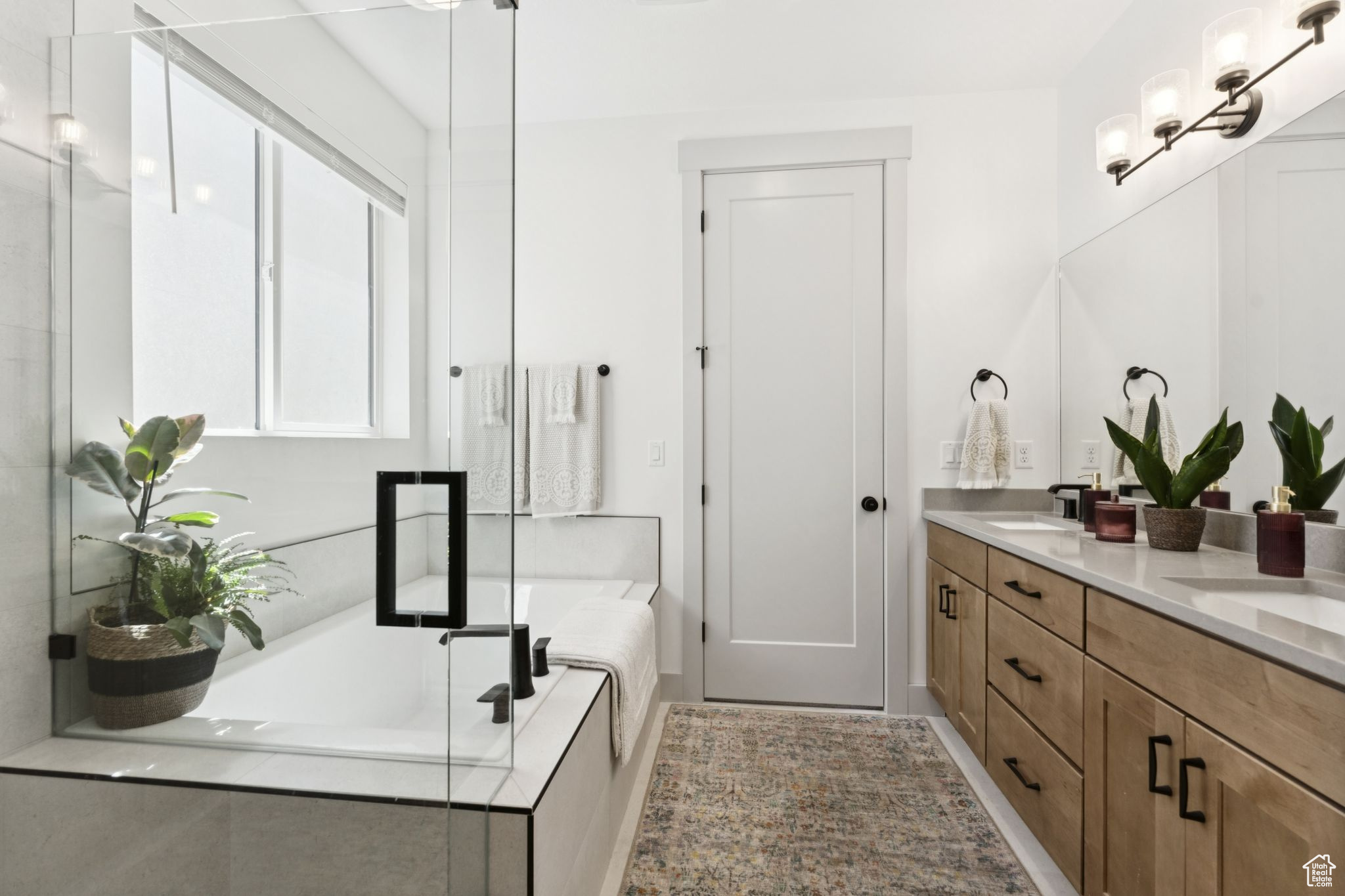 ORCHARD RIDGE EST 202 - Residential