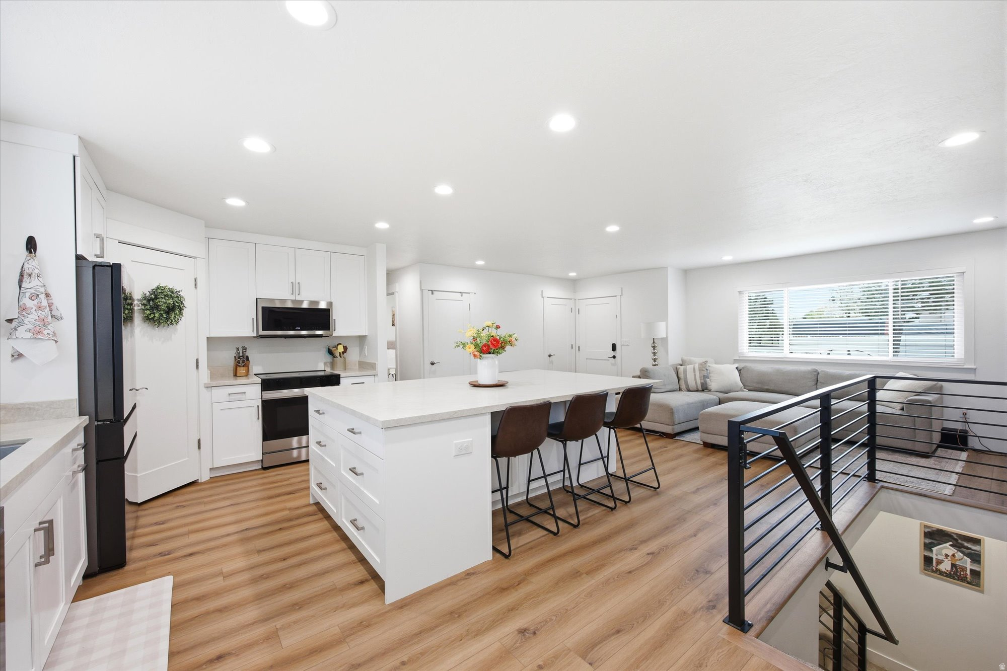 COUNTRY HILLS #2 - Residential