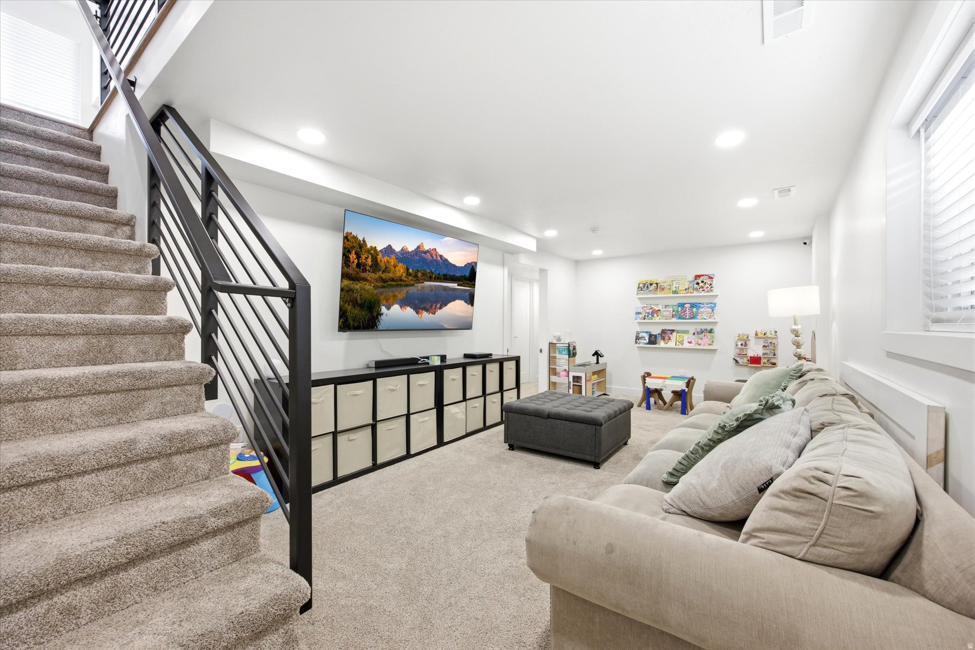 COUNTRY HILLS #2 - Residential