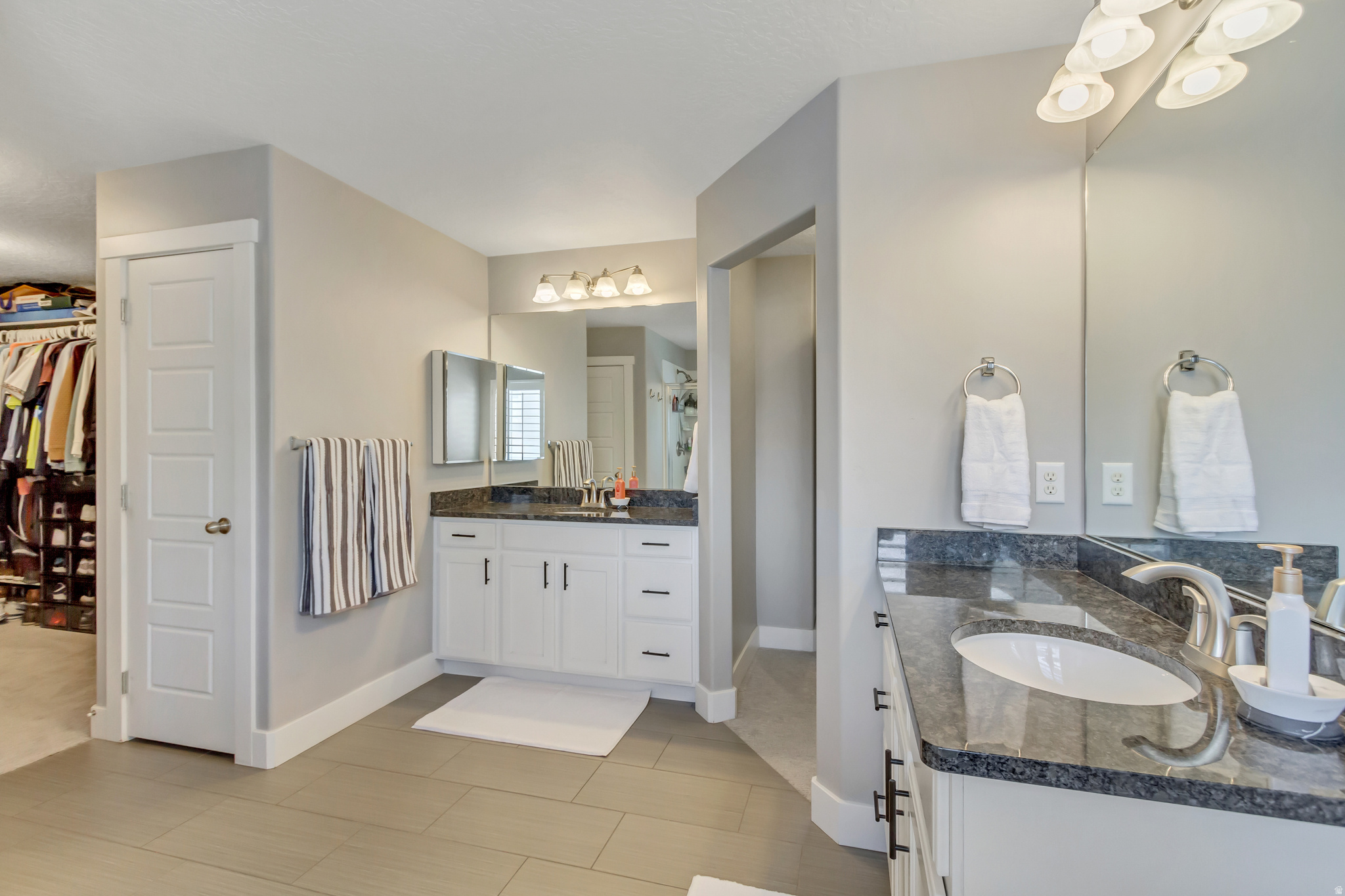 MEADOWS - Residential