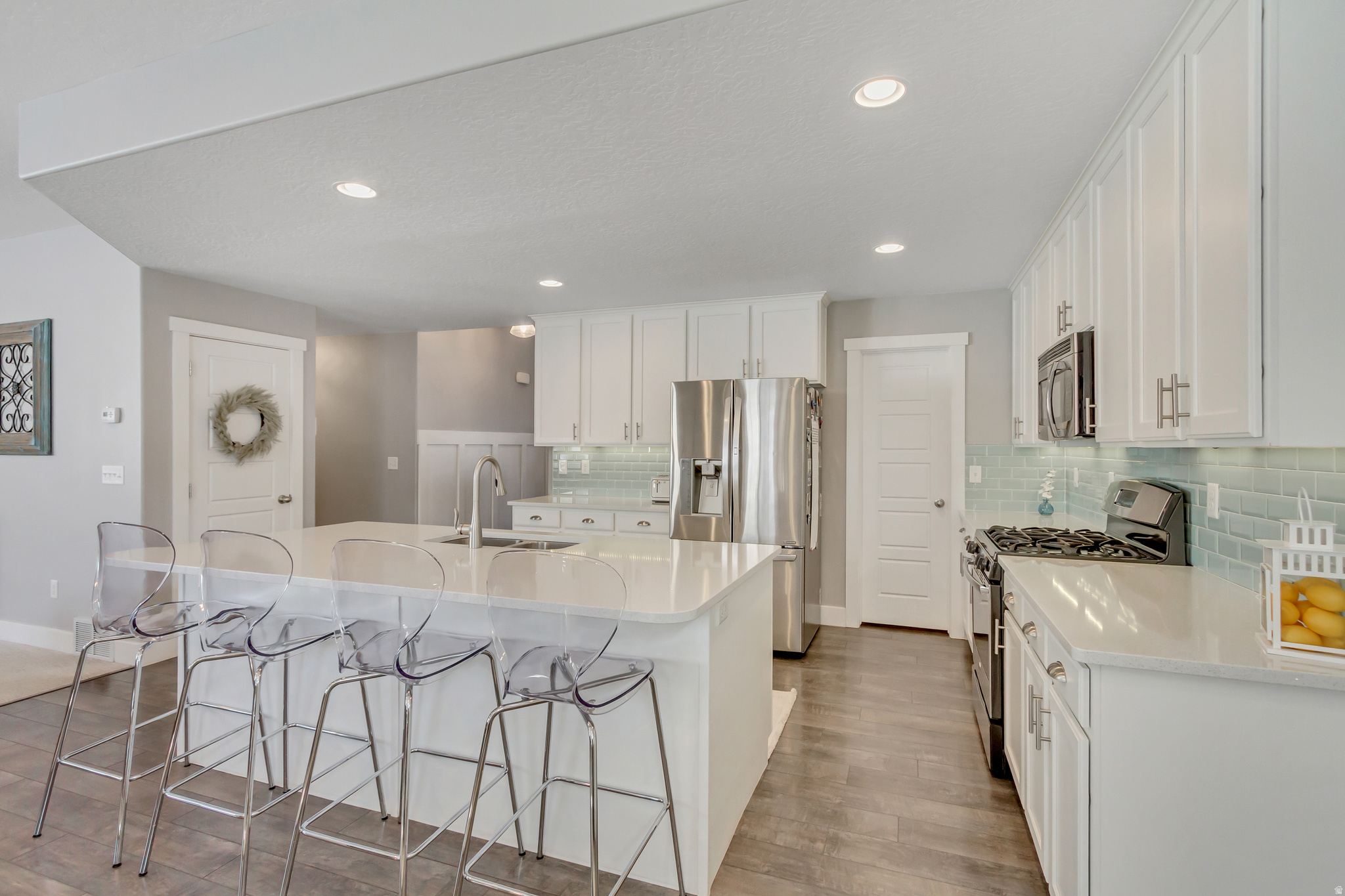 MEADOWS - Residential