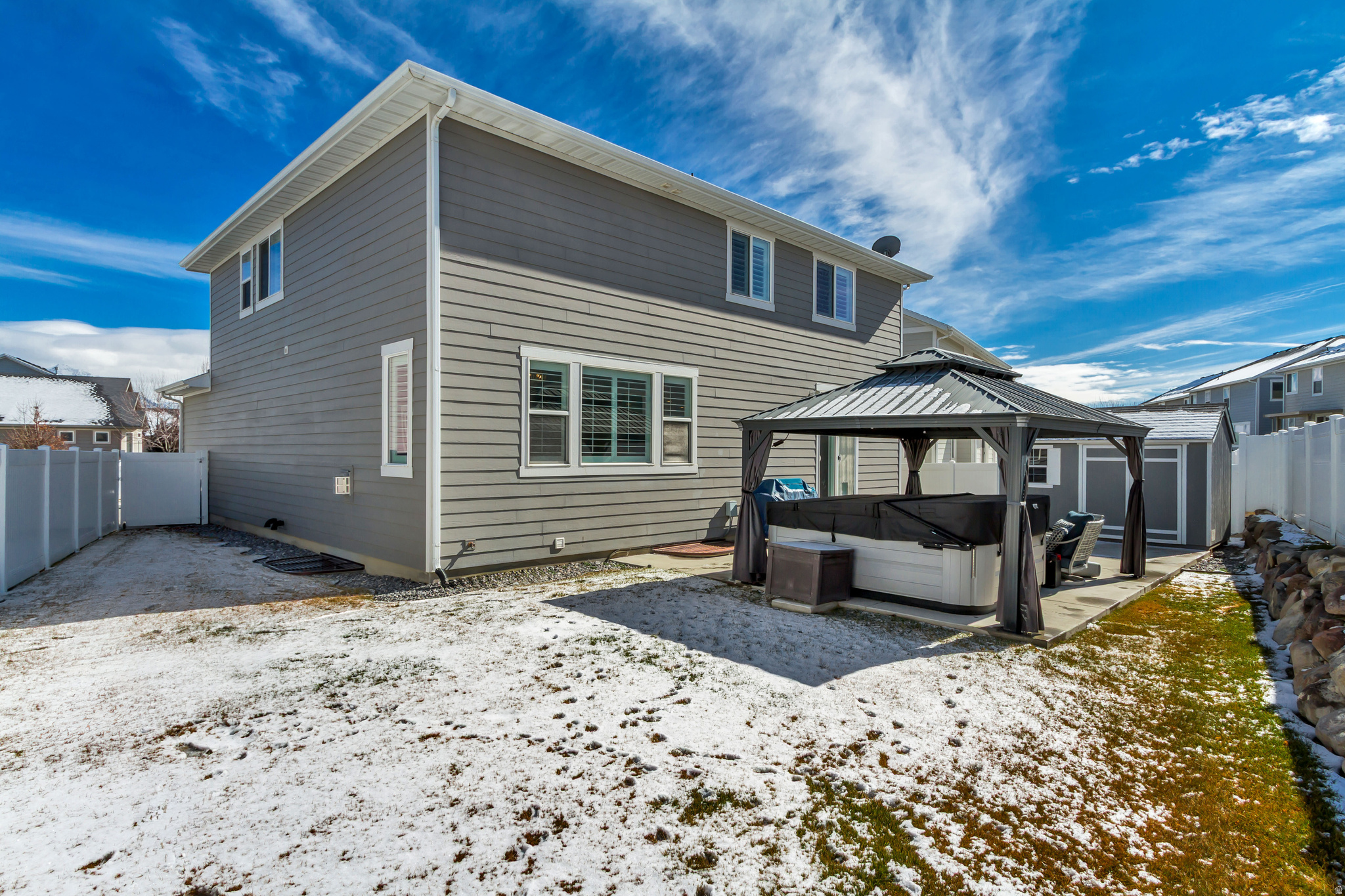 MEADOWS - Residential