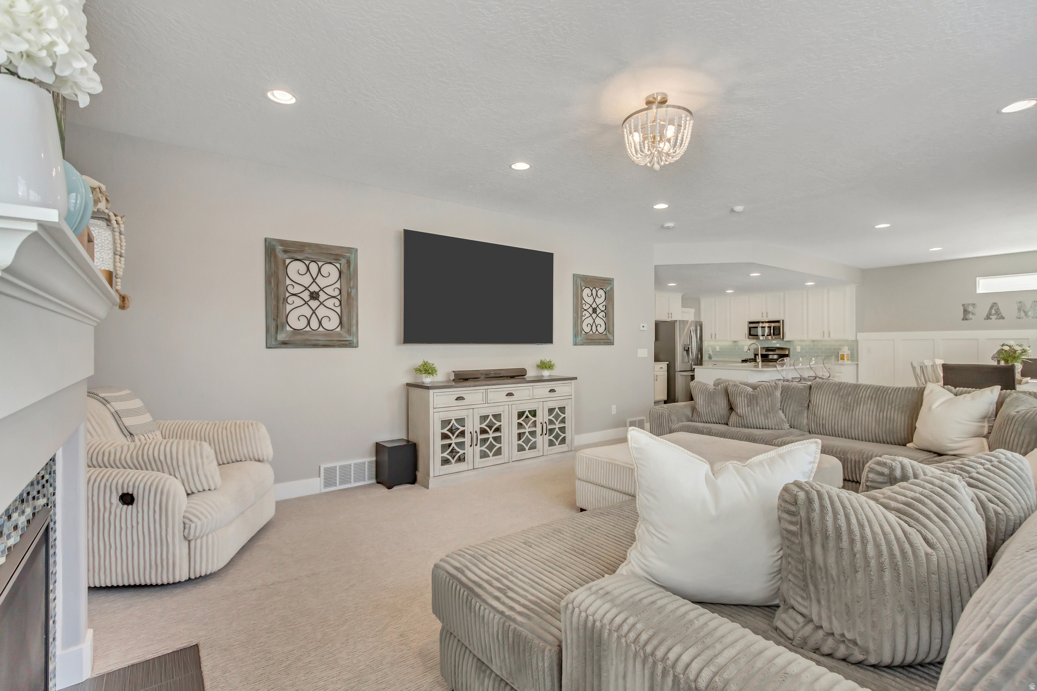 MEADOWS - Residential