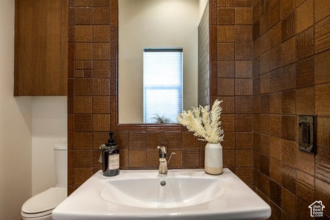 Tiny photo for 5632 E PIONEER FORK RD, Salt Lake City, UT 84108 (MLS # 2187448)