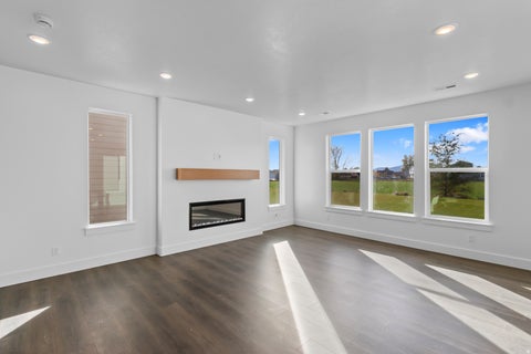 Tiny photo for 646 N 200 E, Providence, UT 84332 (MLS # 2180640)