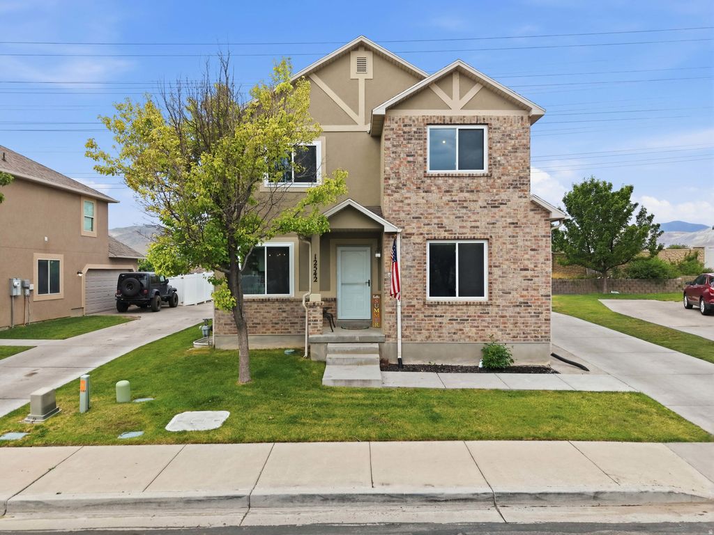 Photo of 12542 S MAYAN ST, Riverton, UT 84096 (MLS # 2170967)