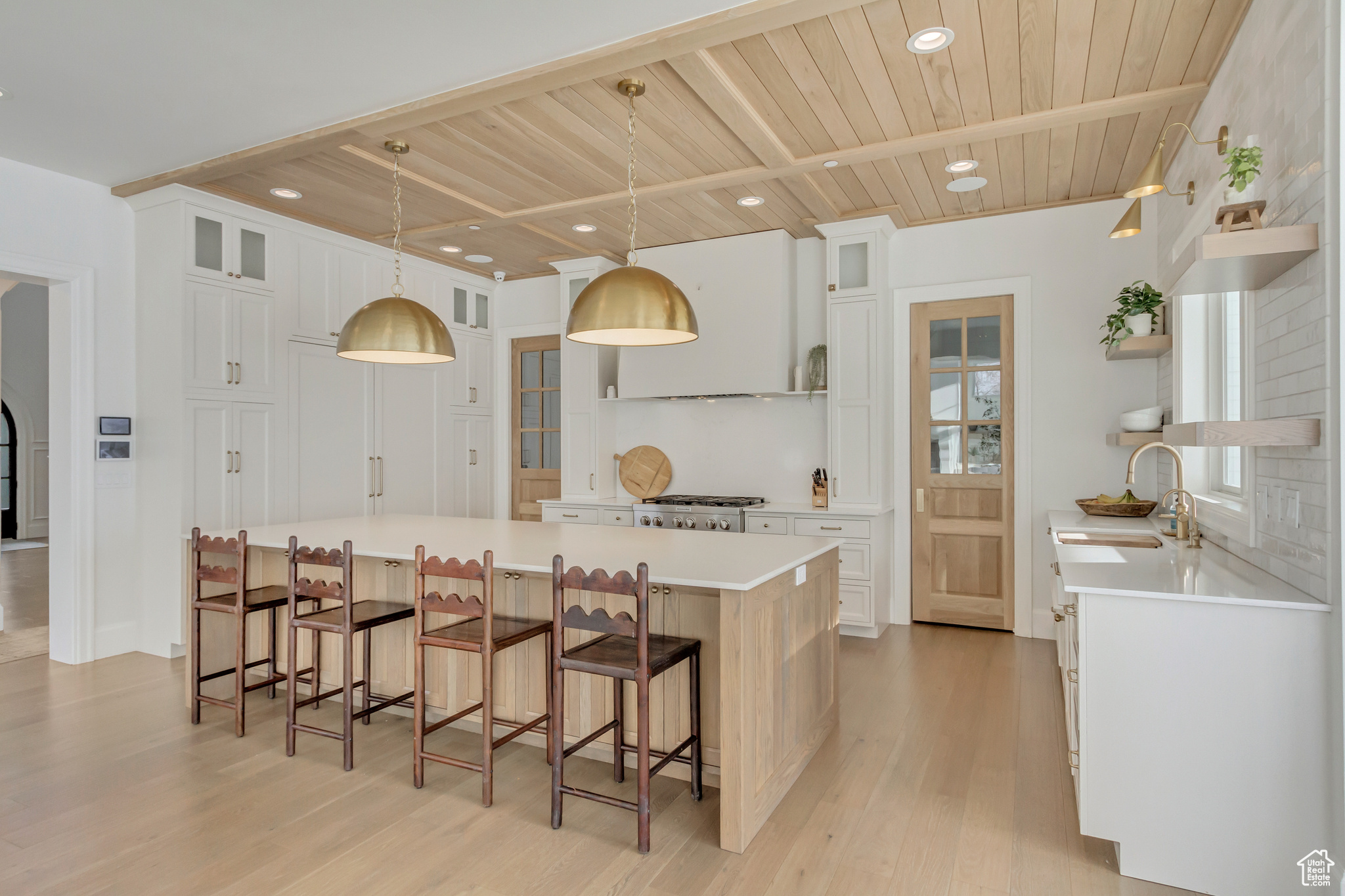 70 E Deer Meadow Ct, Woodland Hills, Utah image 14