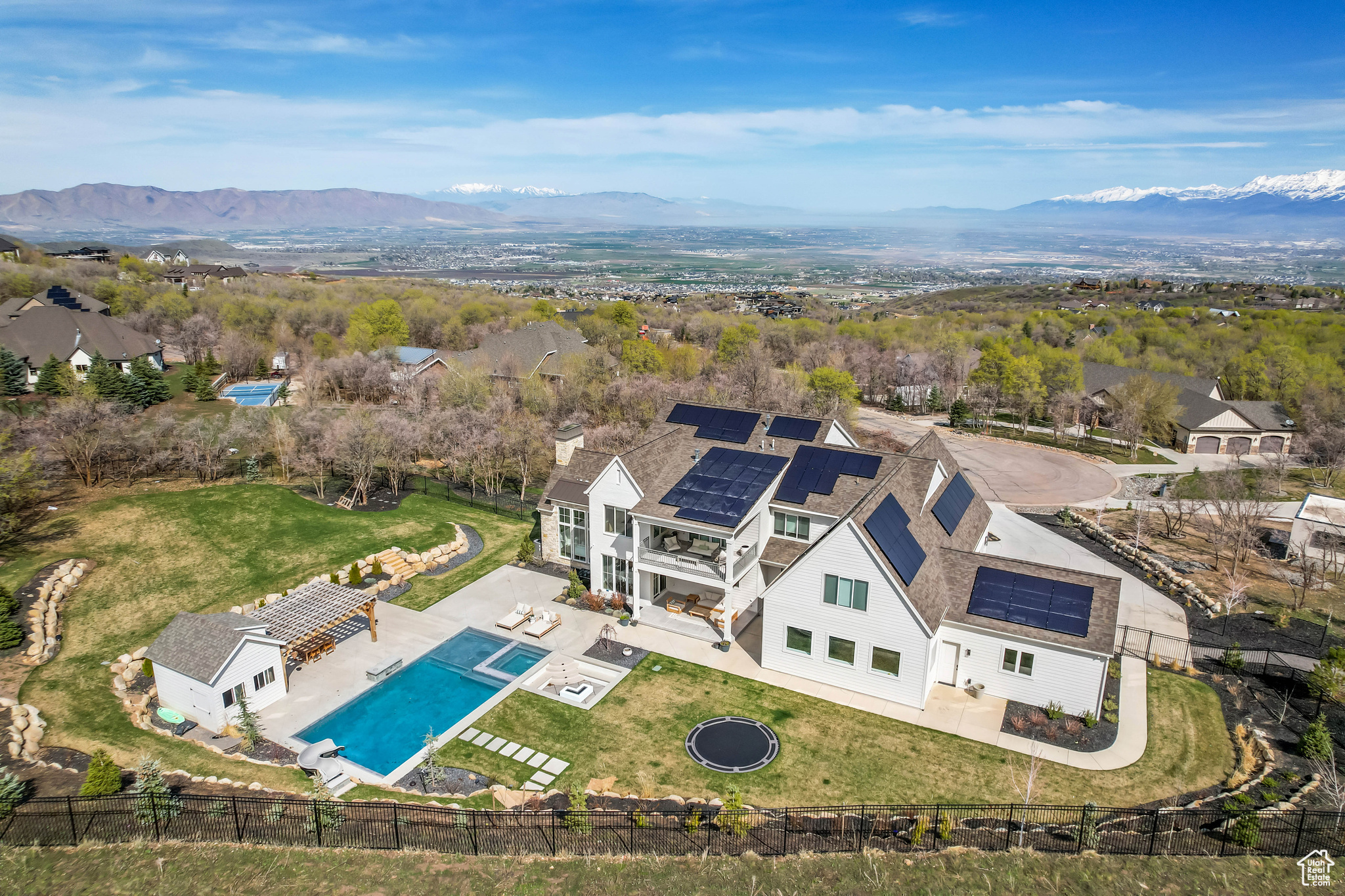 70 E Deer Meadow Ct, Woodland Hills, Utah image 2