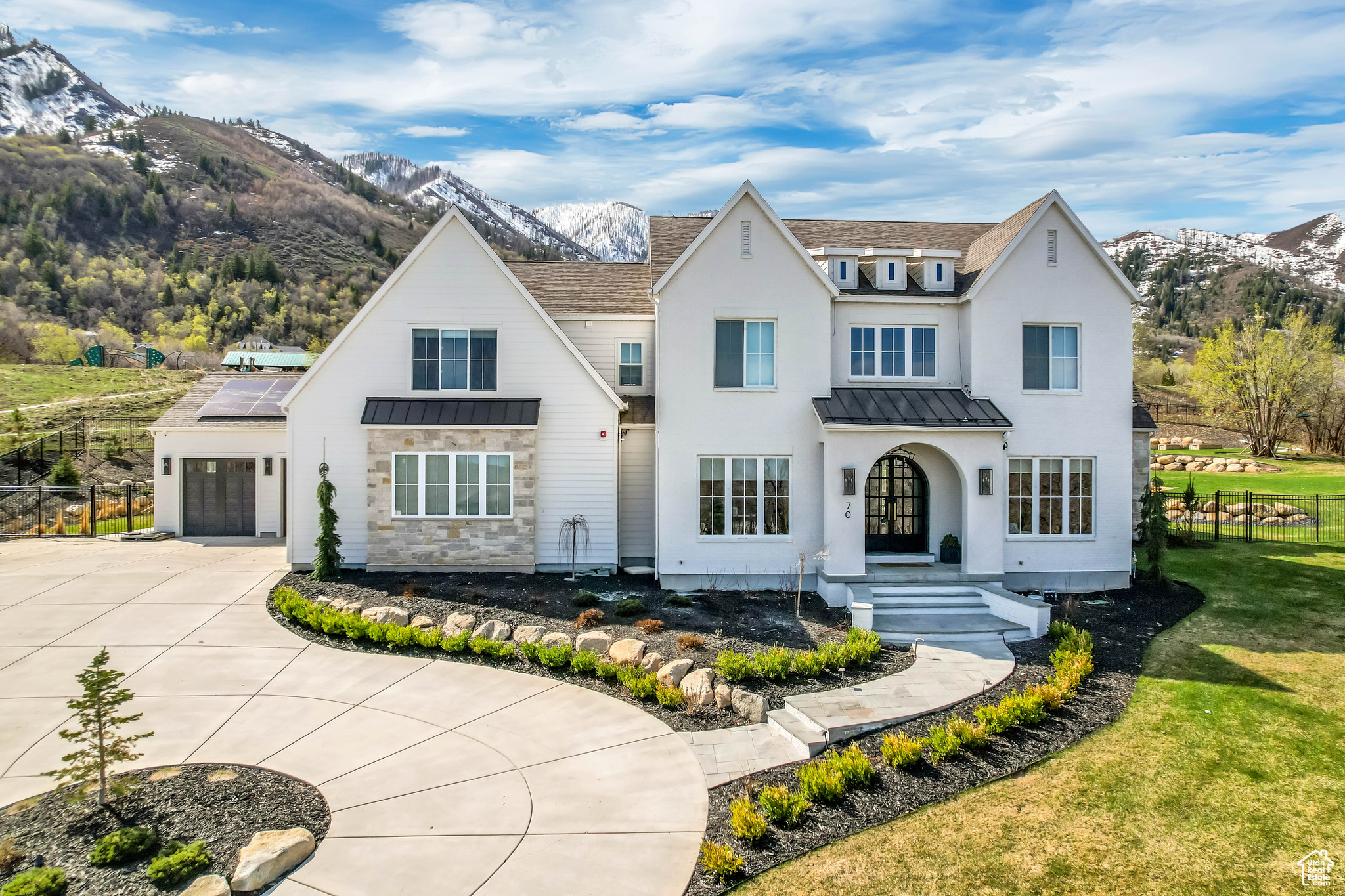 70 E Deer Meadow Ct, Woodland Hills, Utah image 1