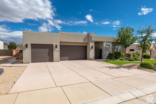 5450 N NORTHGATE PEAKS DR, SAINT GEORGE, UT 84770 - Image 0cb8b1acfd0dbcdca8cc2f22d575efa9/3210482681