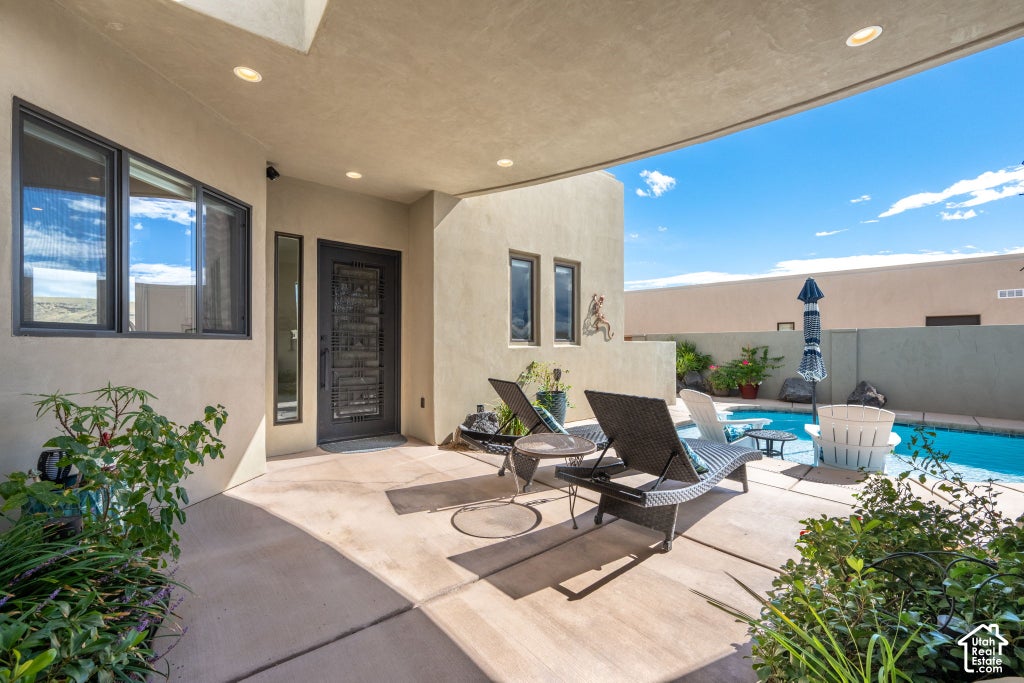 Photo of 5450 N NORTHGATE PEAKS DR, Saint George, UT 84770 (MLS # 2188720)