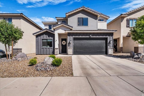 Photo of 529 S STEWART CREEK CV, Washington, UT 84780 (MLS # 2166685)