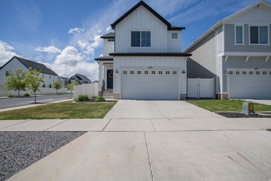 Perfect home for you! Open concept main level is ideal for just about everything. Beautiful cabinets, and lots of them, and granite countertops. All bedrooms and laundry on upper floor. Master bedroom is enormous, with 2 walk in closets and en suite. Views from all windows. Basement is plumbed for a bathroom and ready for your imagination. Fully fenced back yard with patio. All furniture outside can stay with the sale. Wonderful area! Call today to check it out!