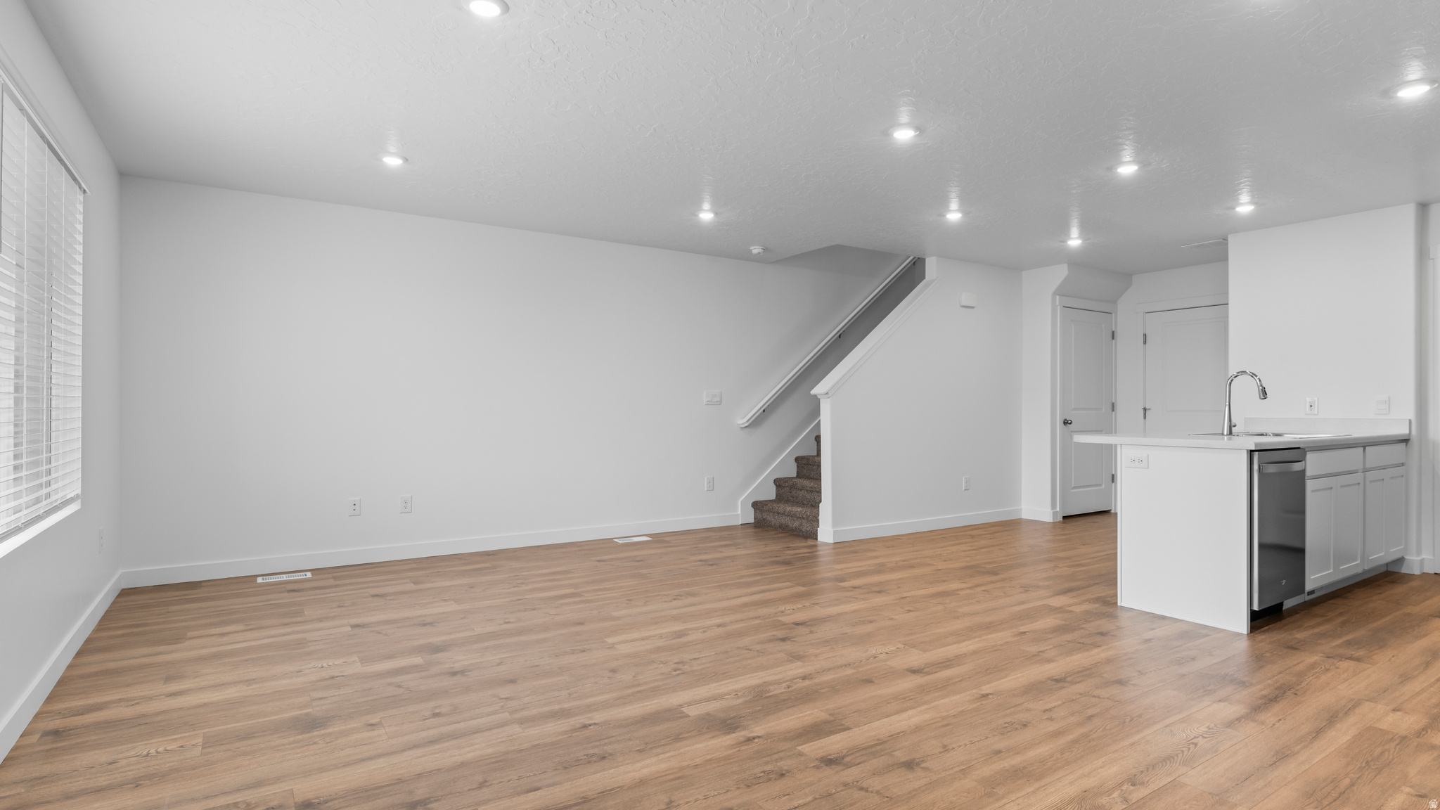 WESTERN ACRES - Residential