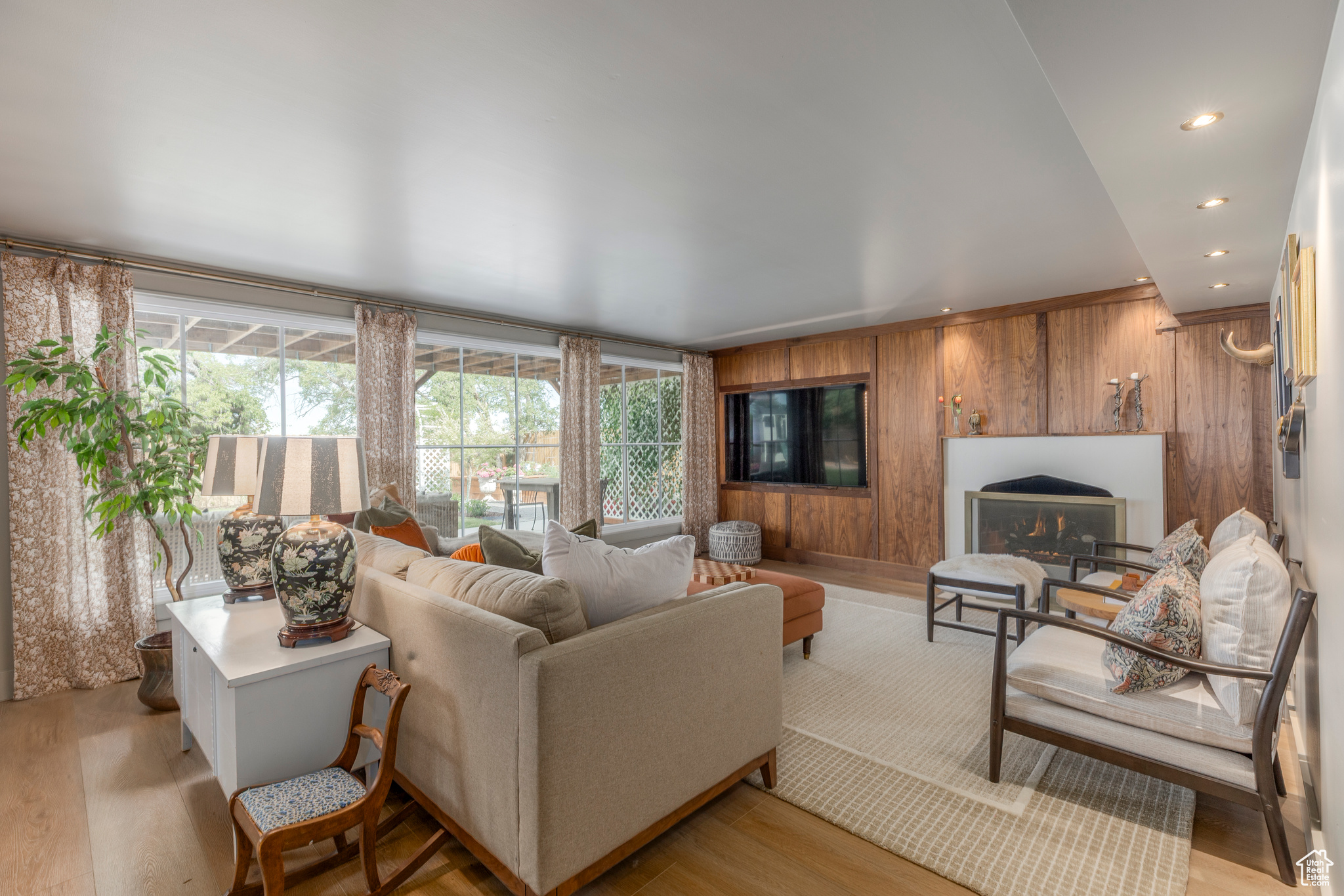 MT OLYMPUS HILLS - Residential