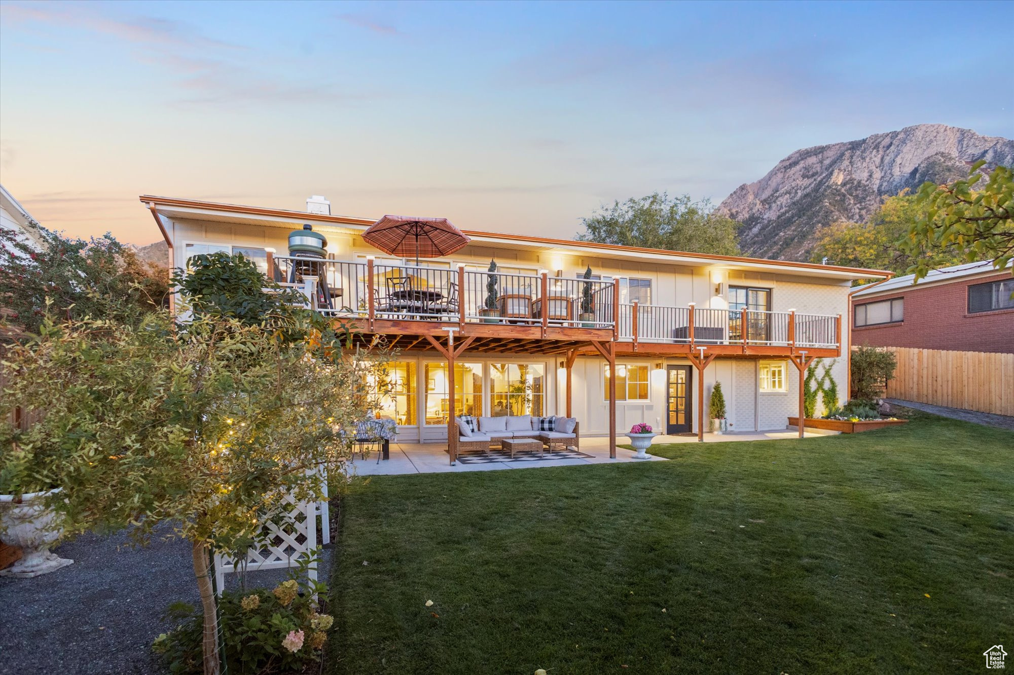 MT OLYMPUS HILLS - Residential