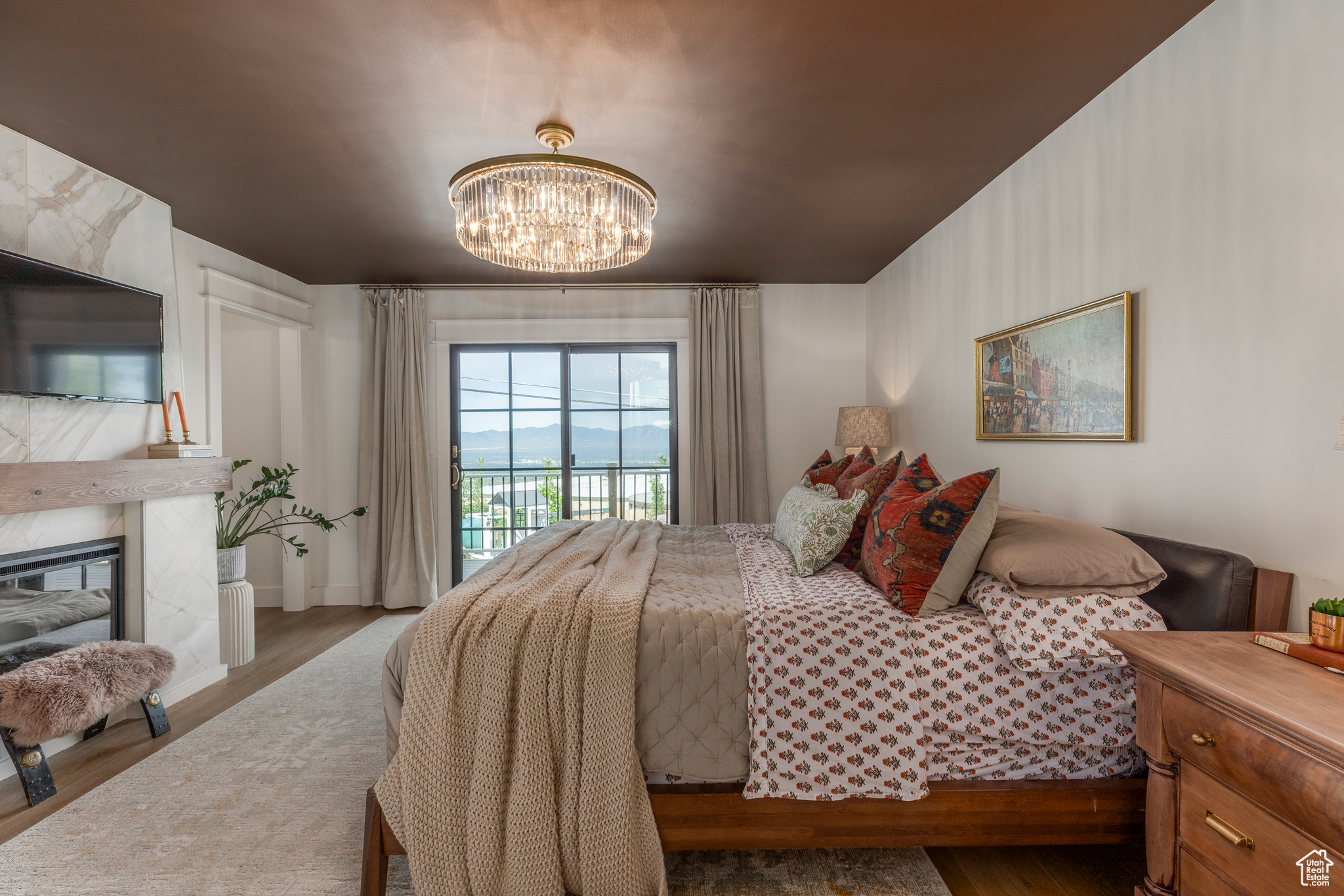 MT OLYMPUS HILLS - Residential
