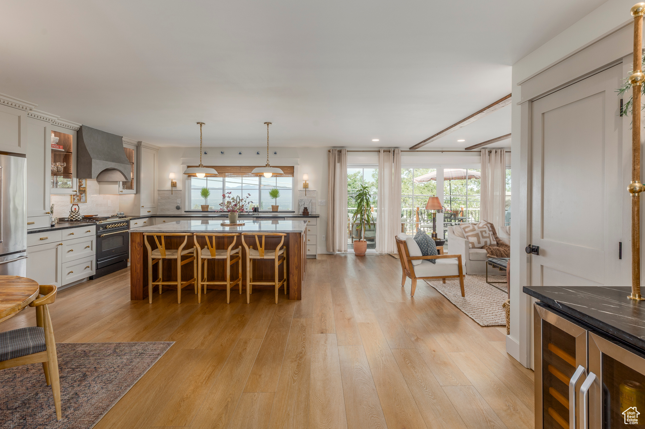 MT OLYMPUS HILLS - Residential