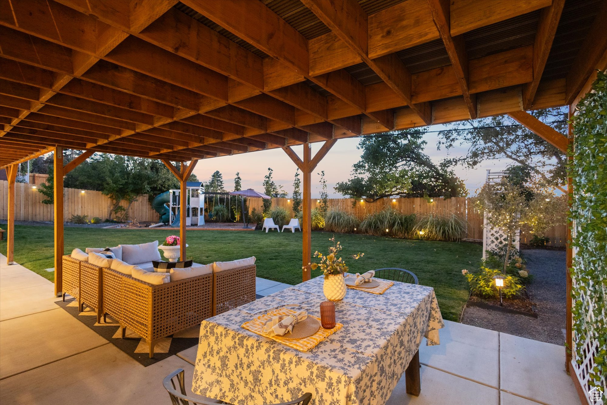 MT OLYMPUS HILLS - Residential