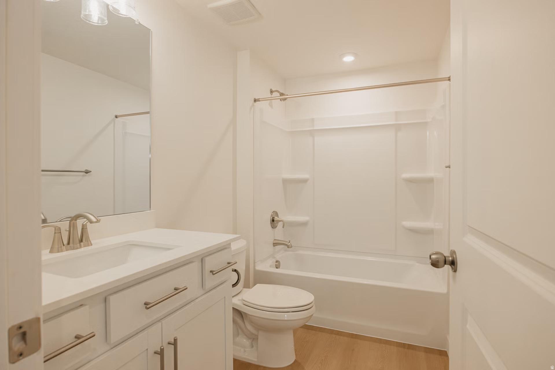 RIVERSIDE ESTATES - Residential