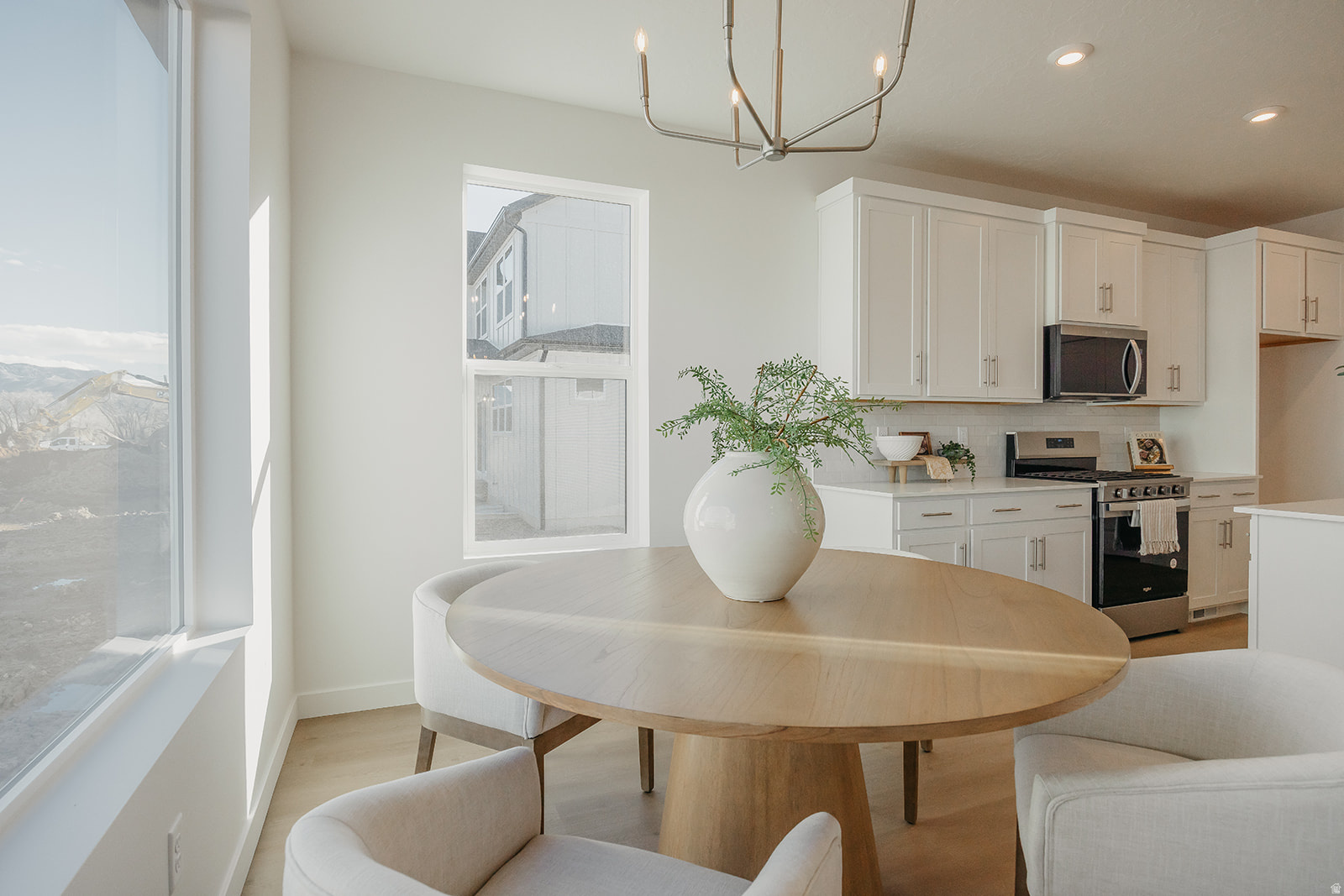 RIVERSIDE ESTATES - Residential