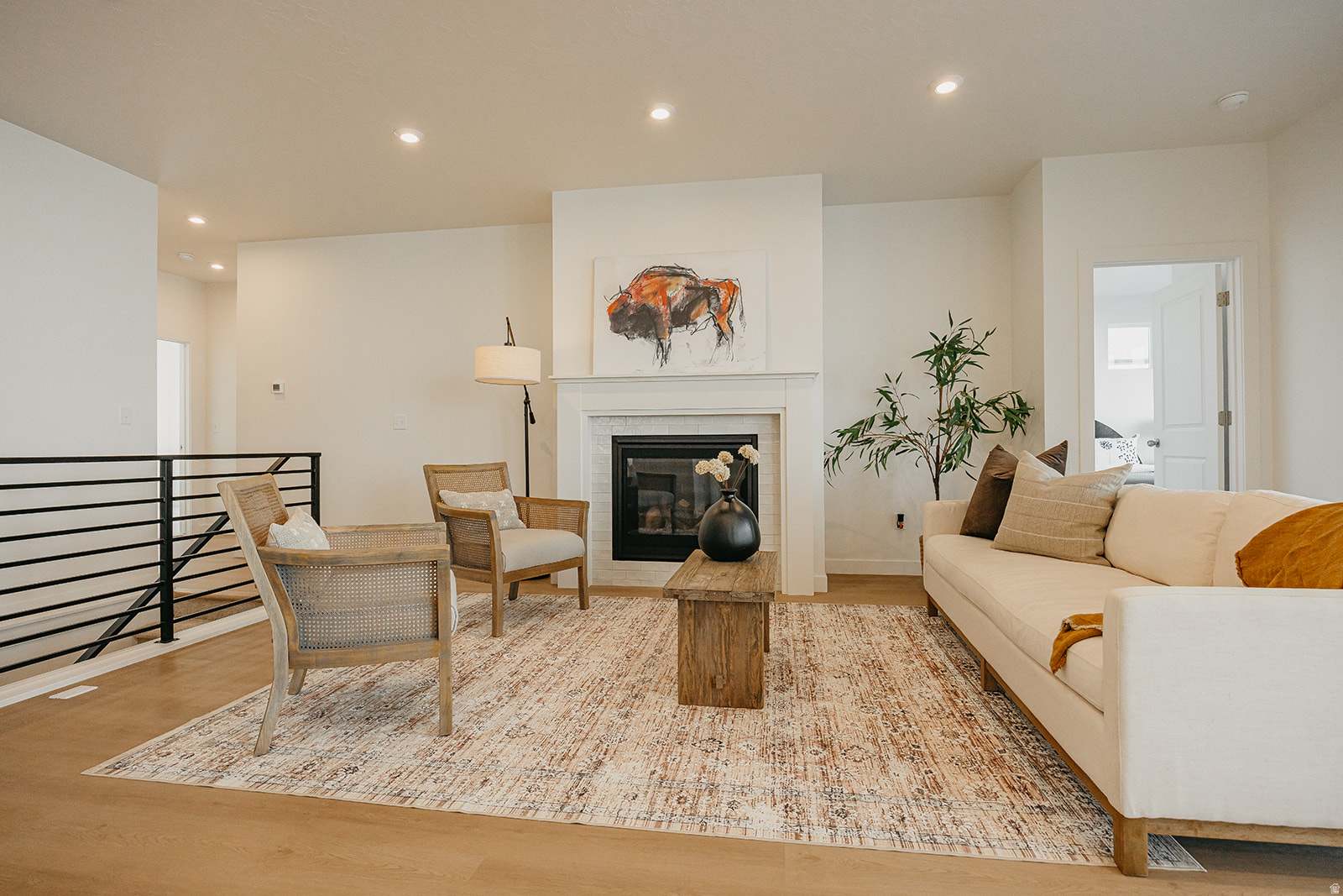 RIVERSIDE ESTATES - Residential