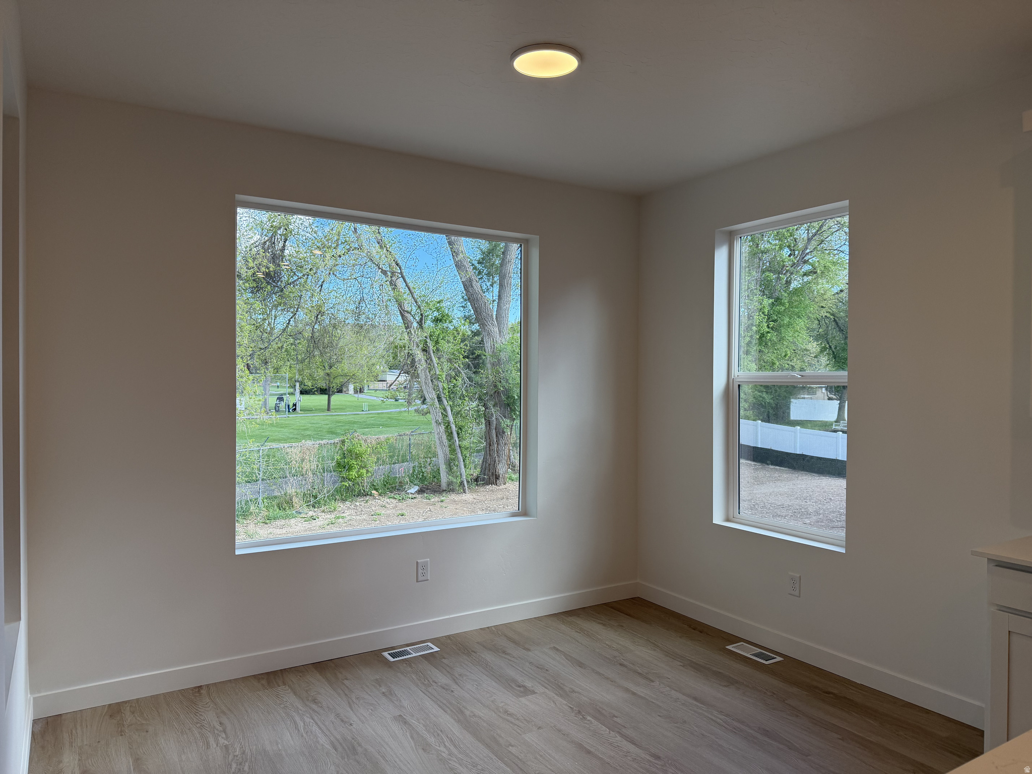 RIVERSIDE ESTATES - Residential