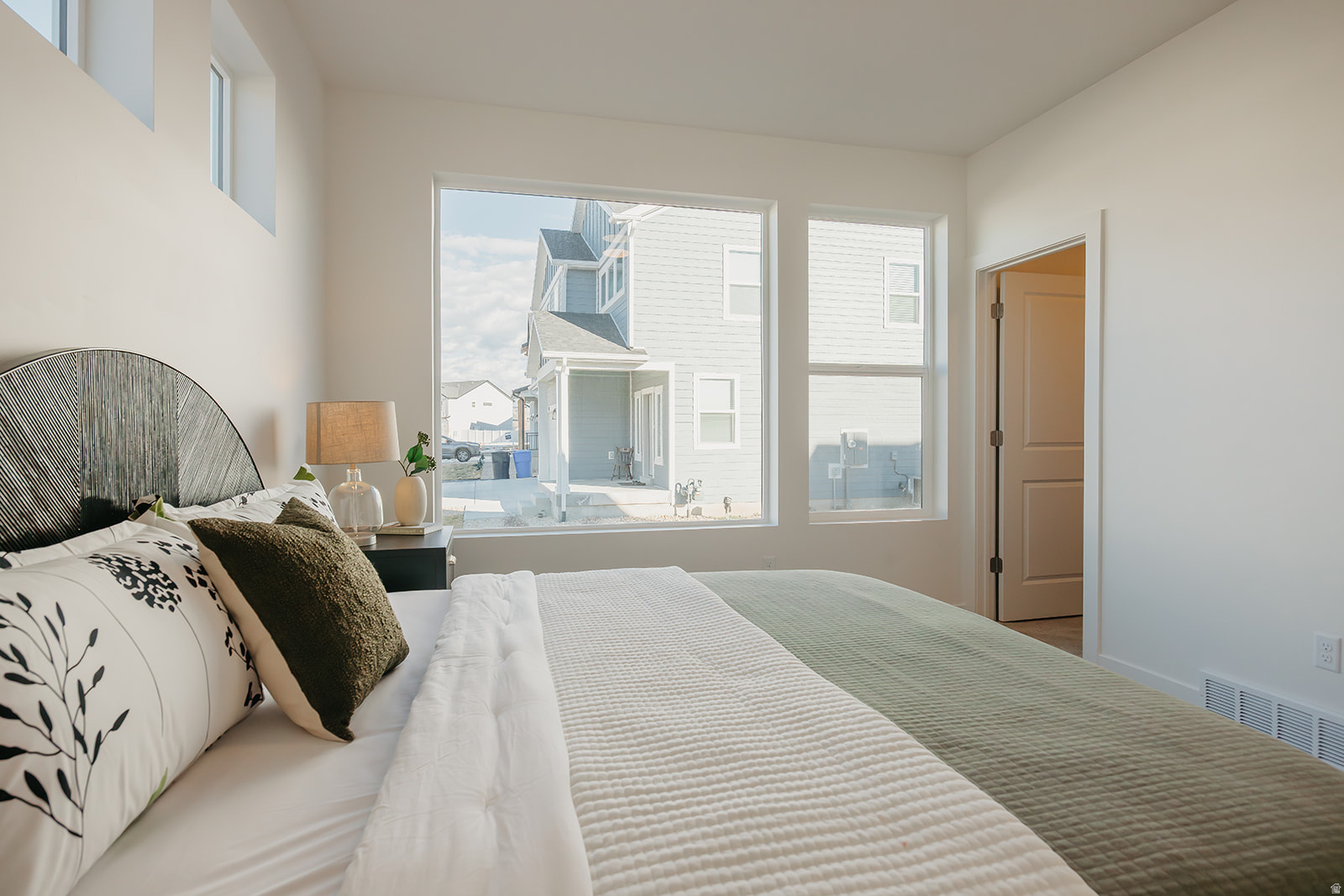 RIVERSIDE ESTATES - Residential