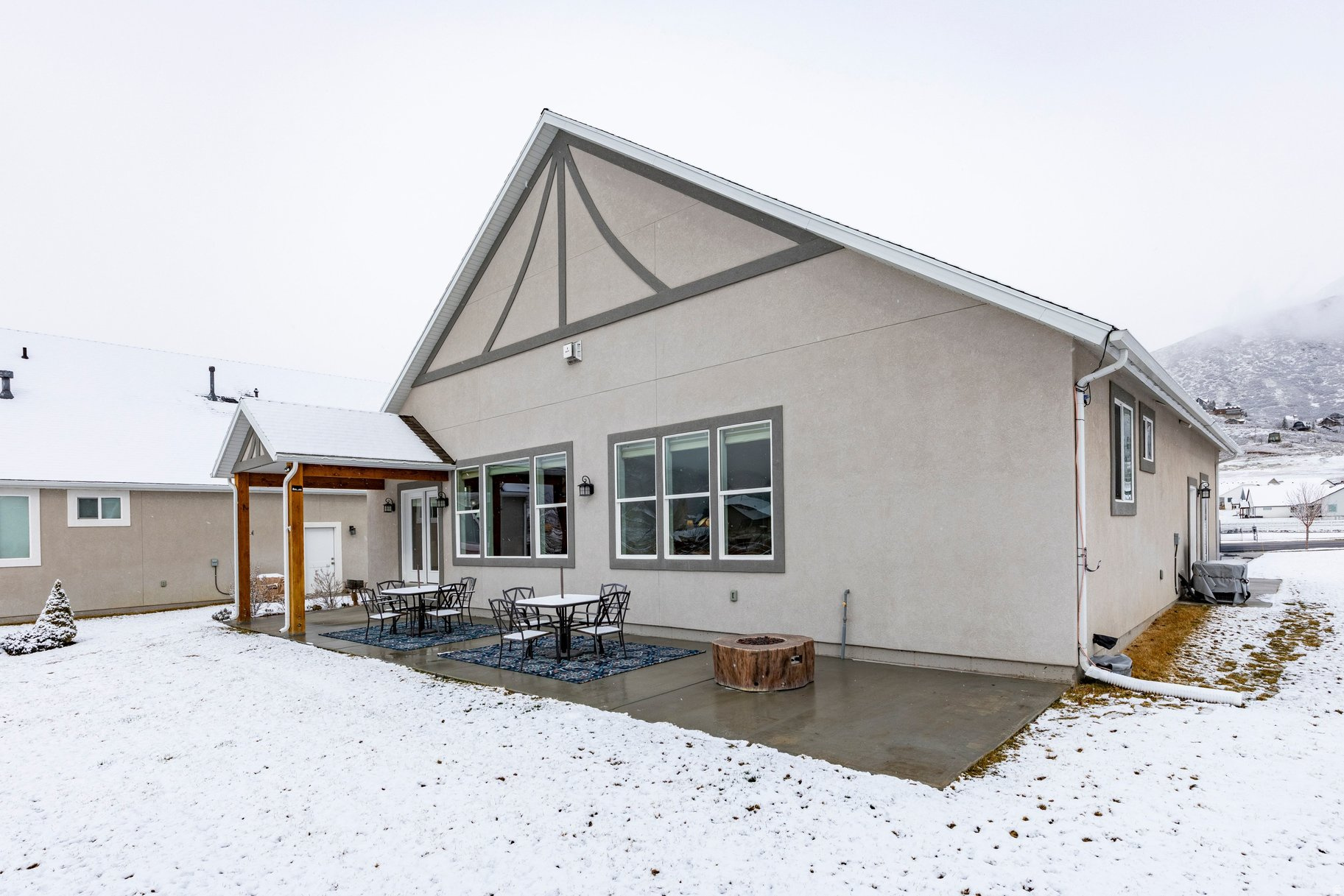 SCOTCH FIELDS - Residential