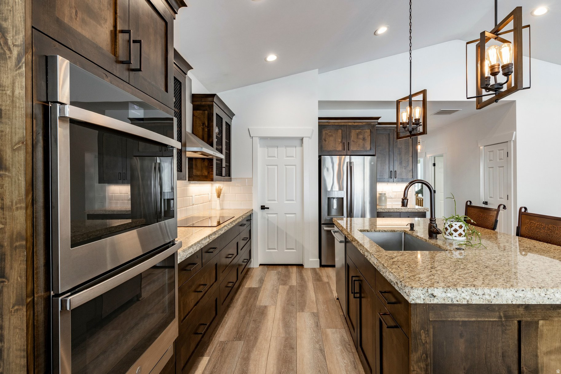 SCOTCH FIELDS - Residential