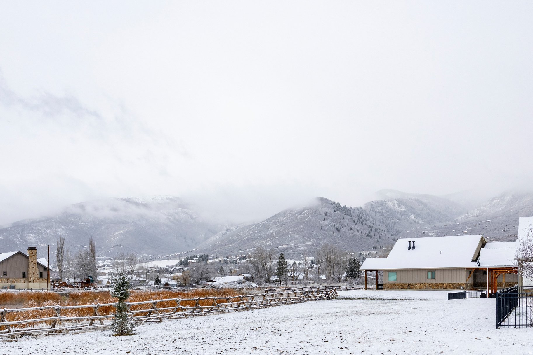 SCOTCH FIELDS - Residential