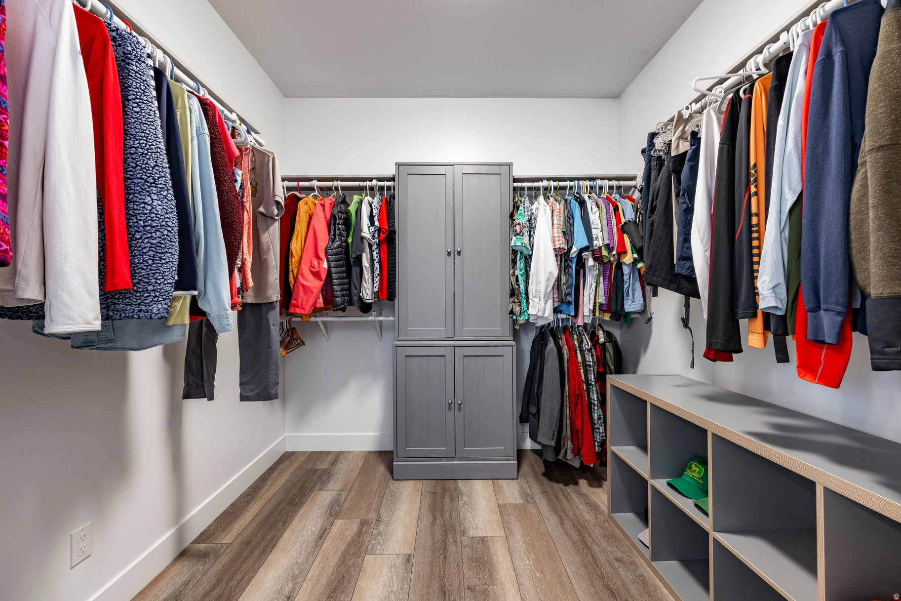 SCOTCH FIELDS - Residential