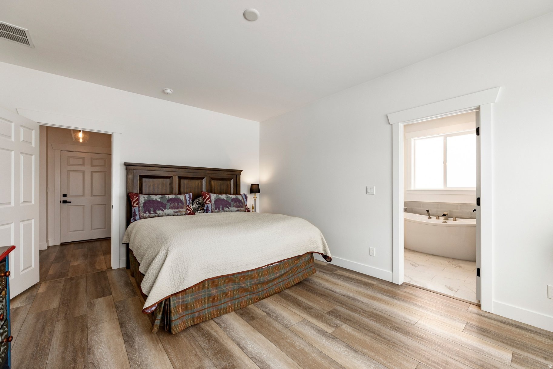 SCOTCH FIELDS - Residential