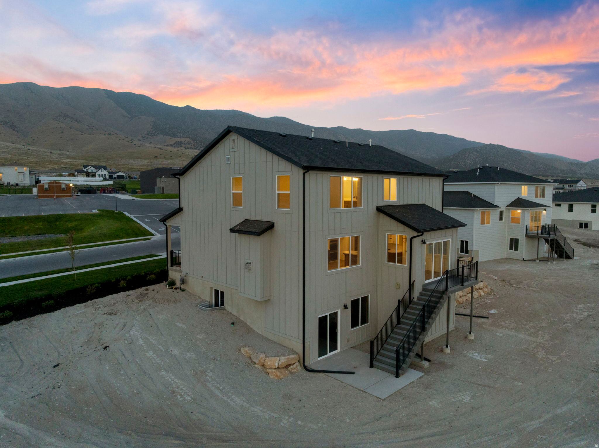 SCARLET RIDGE - Residential