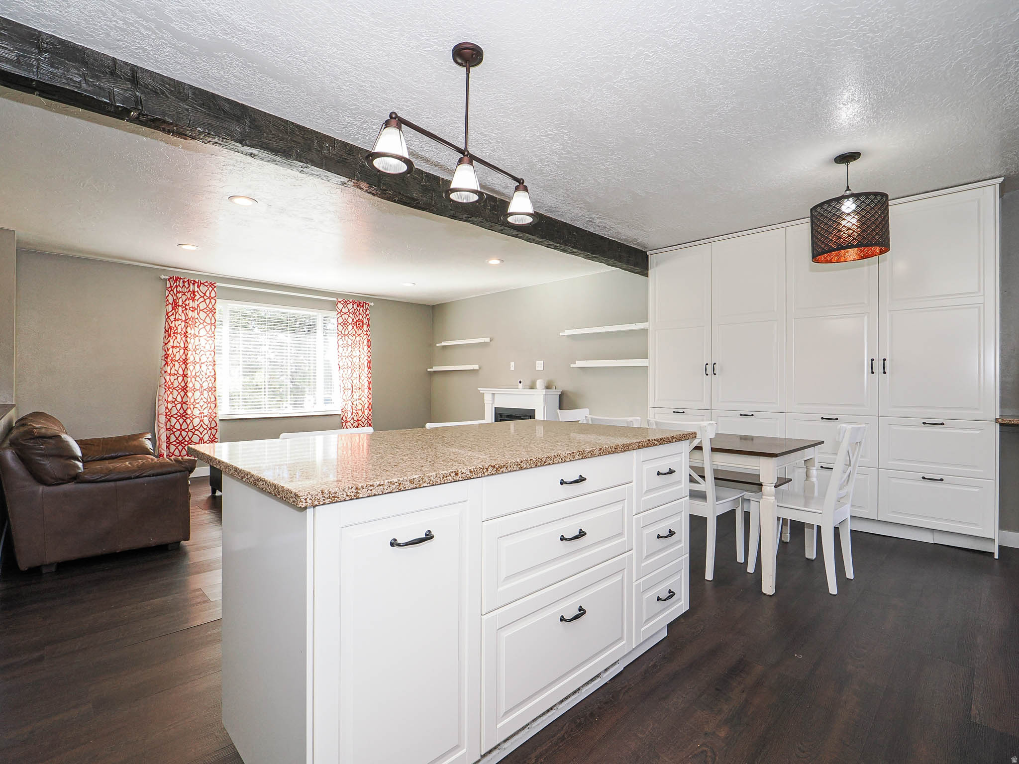 STORM MOUNTAIN TERRACE #5 - Residential