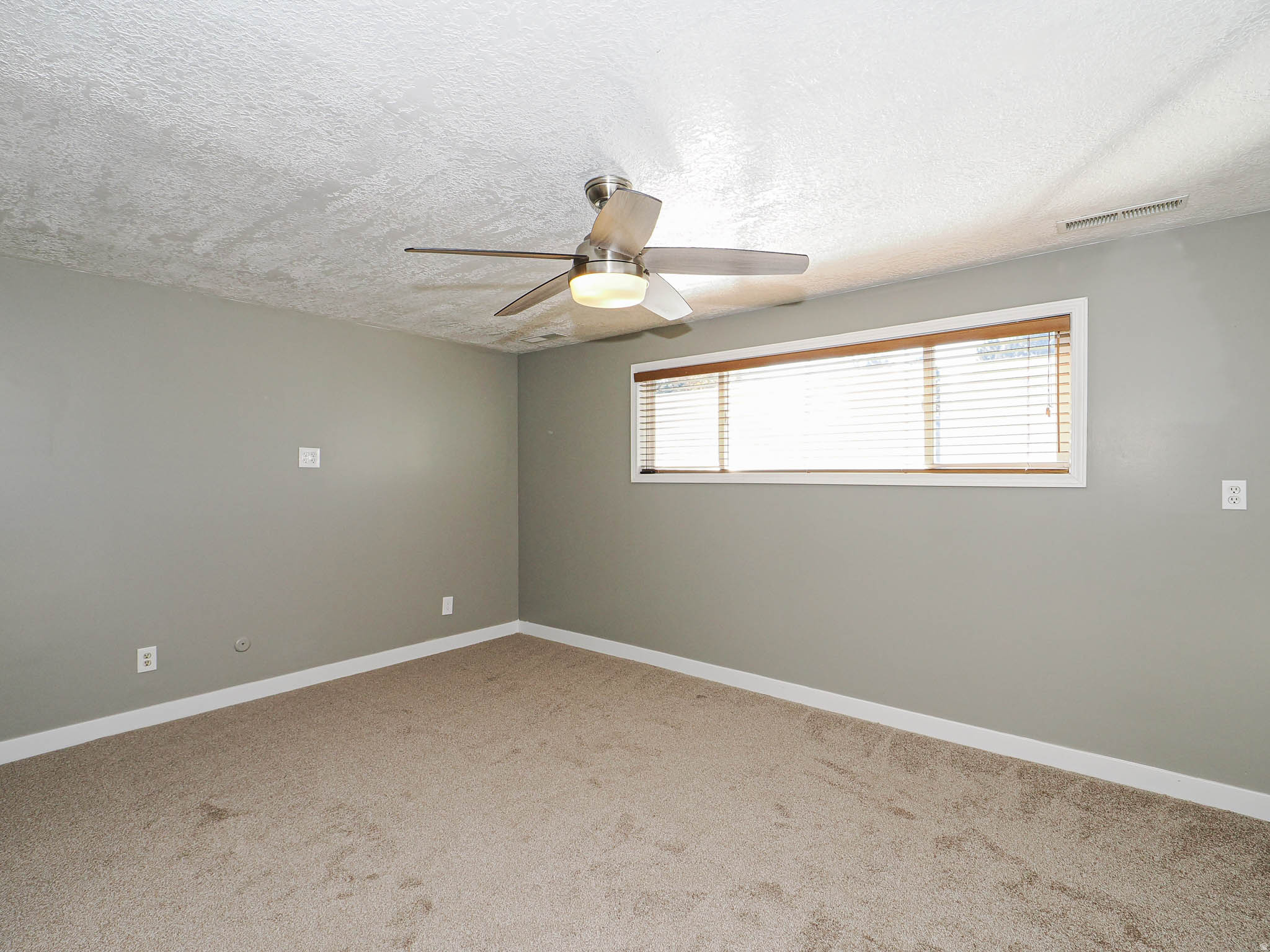 STORM MOUNTAIN TERRACE #5 - Residential