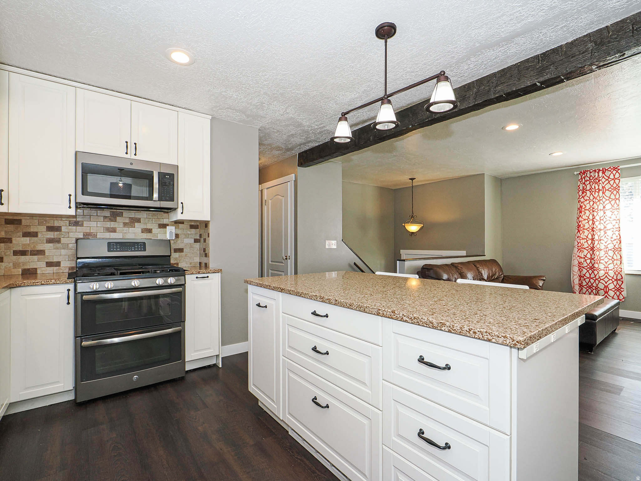 STORM MOUNTAIN TERRACE #5 - Residential