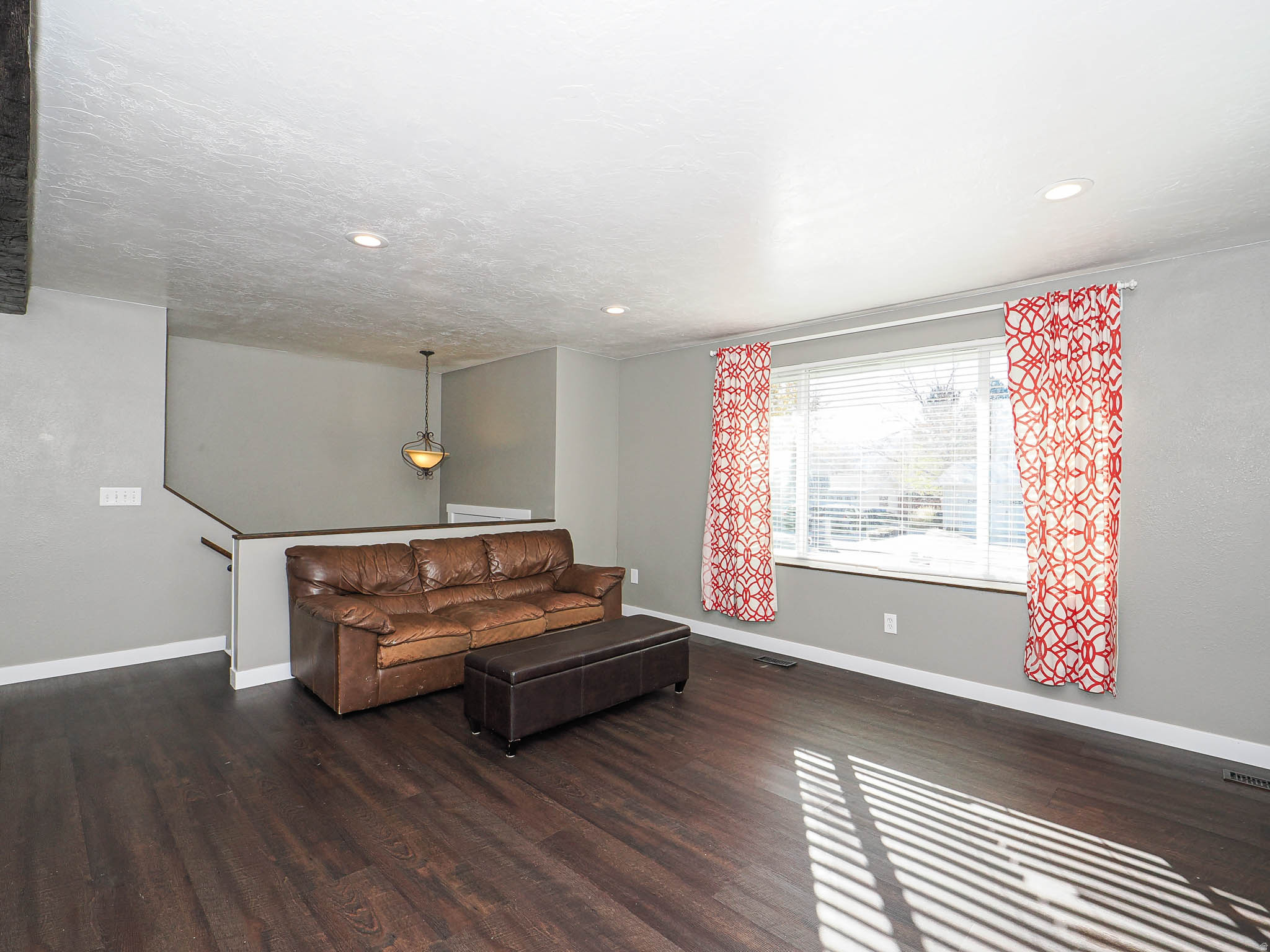 STORM MOUNTAIN TERRACE #5 - Residential