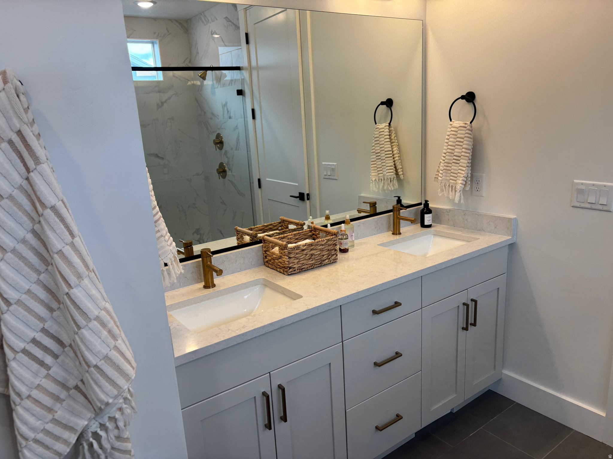 CARSON RIDGE - Residential